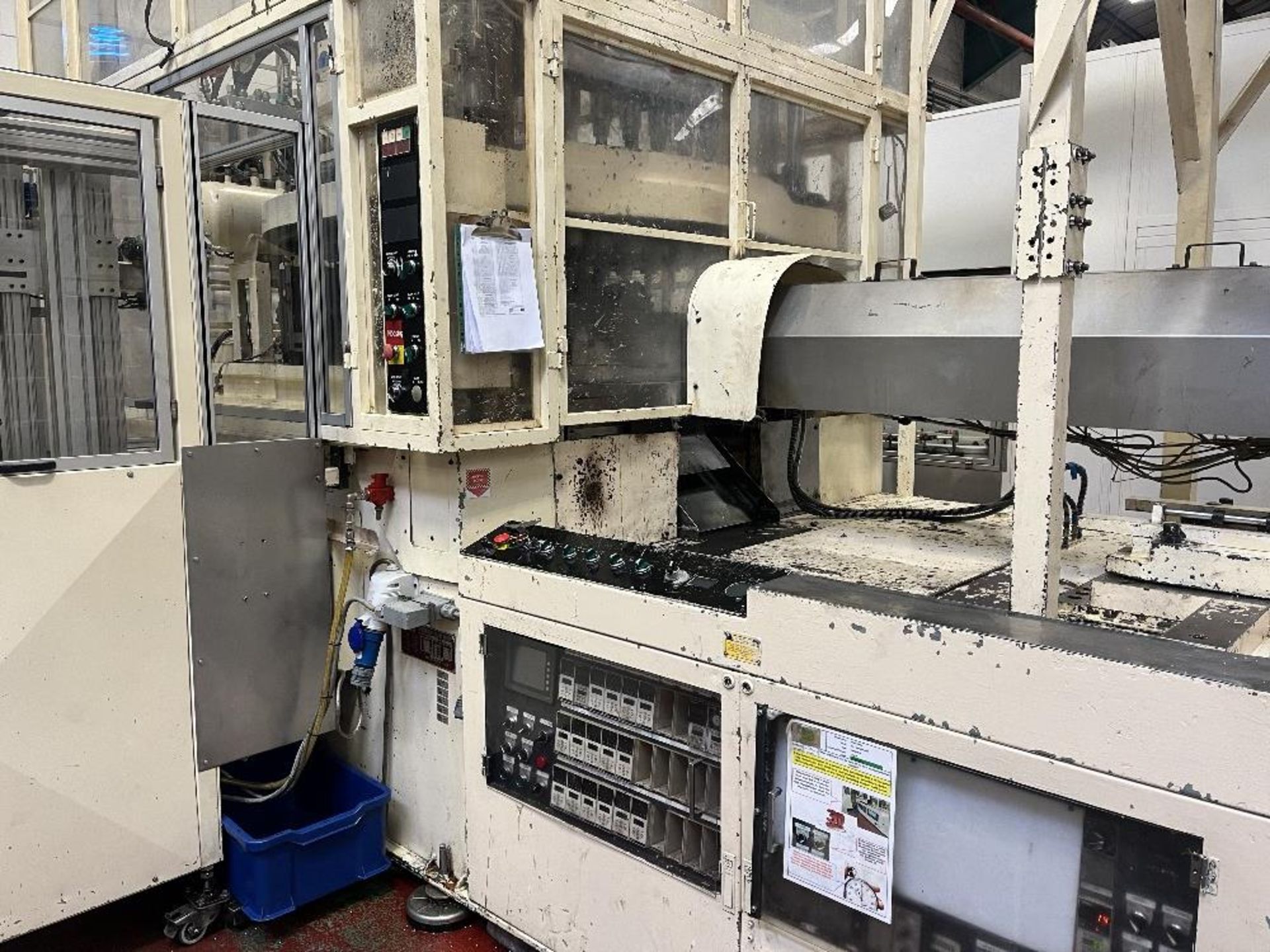 NISSEI ASB Machine Co LTD ASB type 650 NH(R) Stretch blow moulding machine - Image 12 of 13