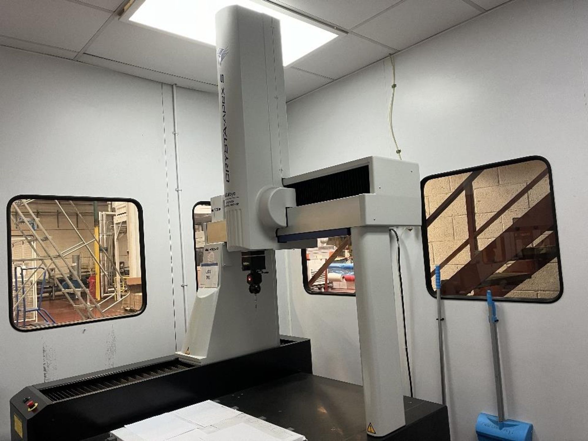 MITUTOYO microcord crysta-apex coordinate measuring machine - Bild 8 aus 12