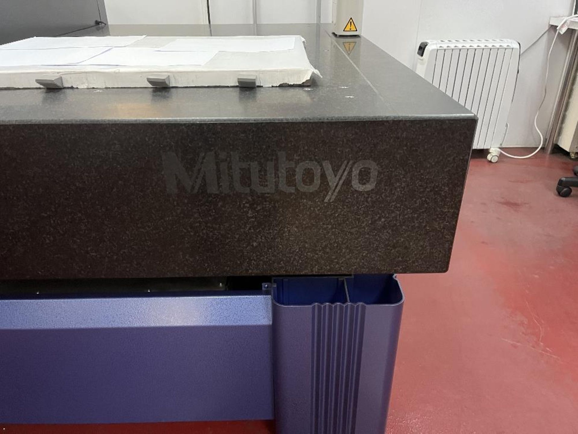 MITUTOYO microcord crysta-apex coordinate measuring machine - Bild 3 aus 12