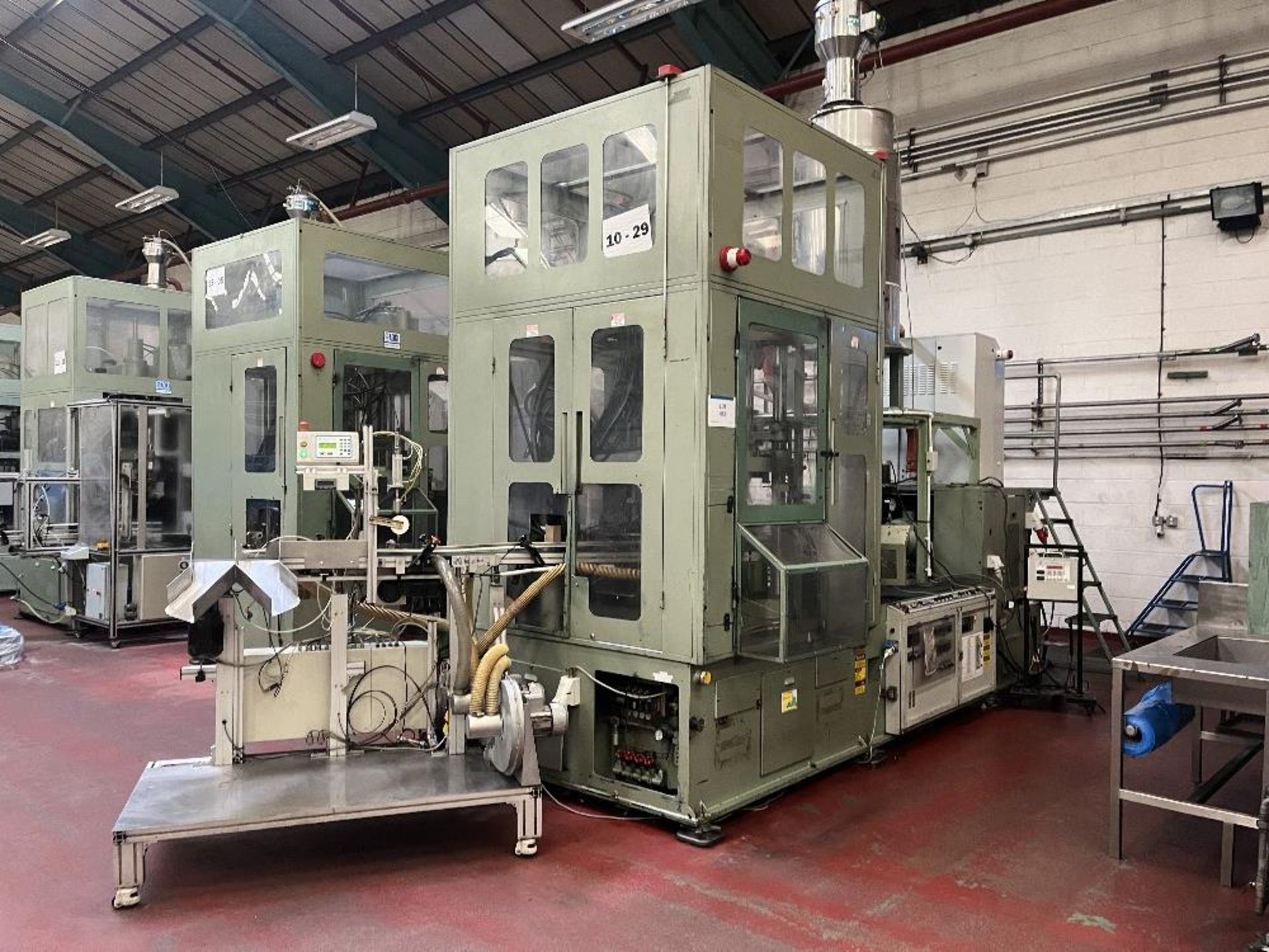 AOKI type SBIII-250LL-50 blow moulding machine