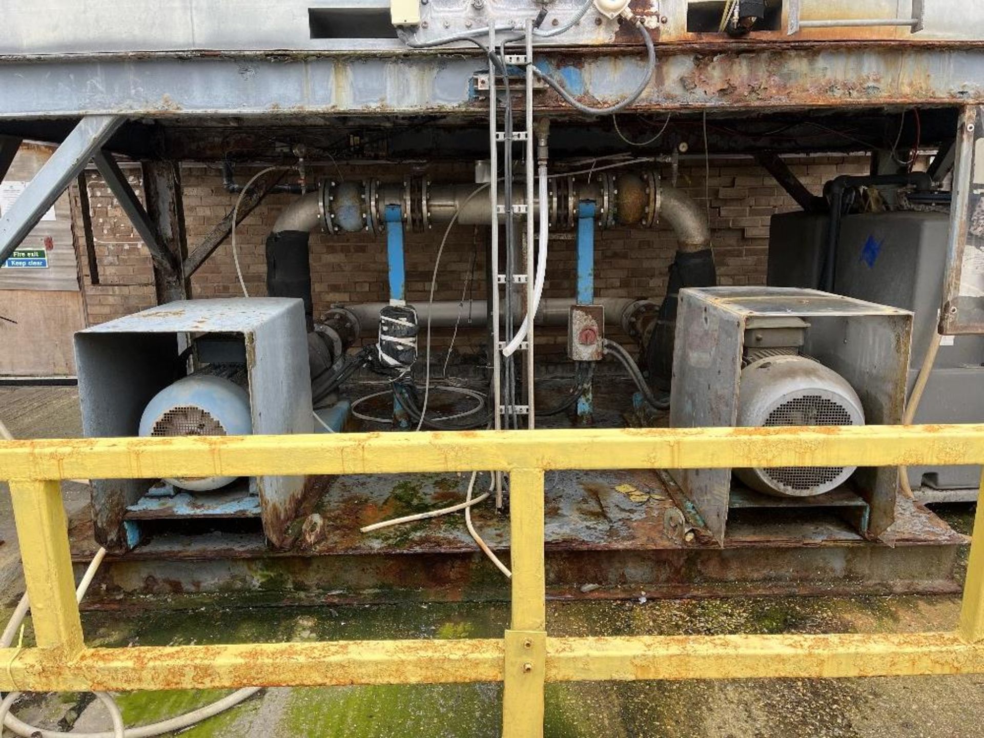 Marley cooling tower with inverter panel and associated pipework and pumps - Image 8 of 10