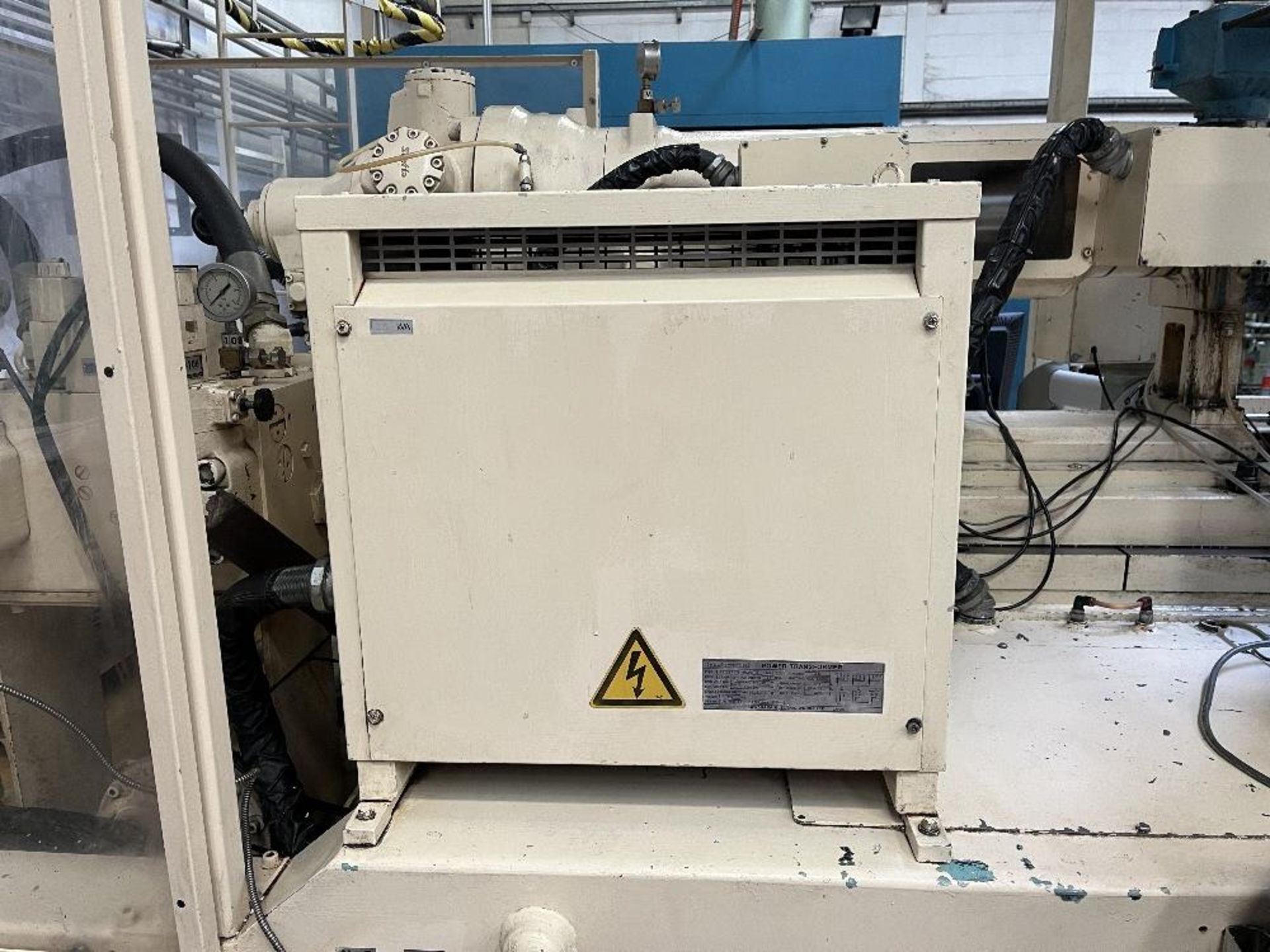 NISSEI ASB machine co Limited ASB type 650 NHII One stage BIAXIAL stretch blow moulding machine - Image 13 of 27