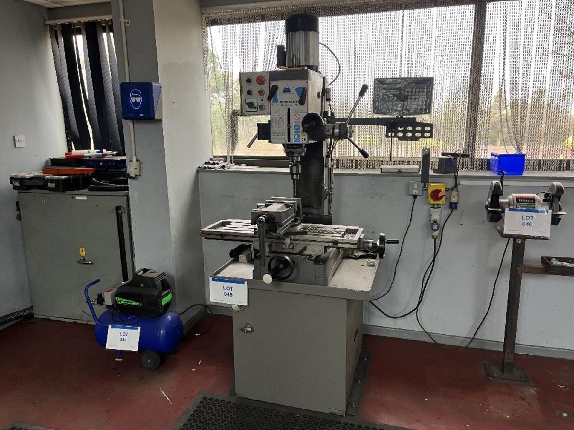 Chester UK superlux cabinet standing milling machine - Bild 2 aus 6