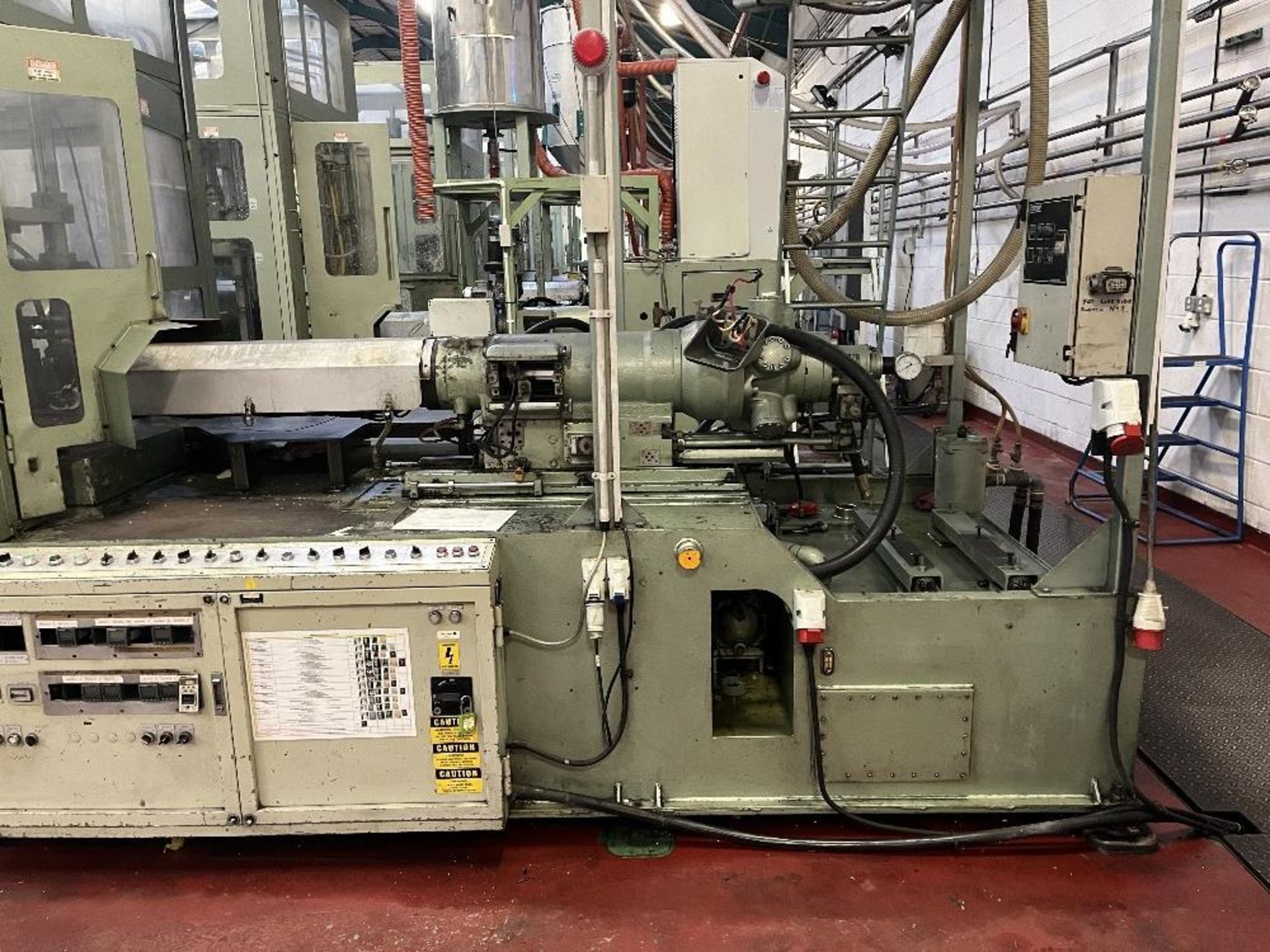 AOKI type SBIII 250LS-50 blow moulding machine - Image 9 of 17