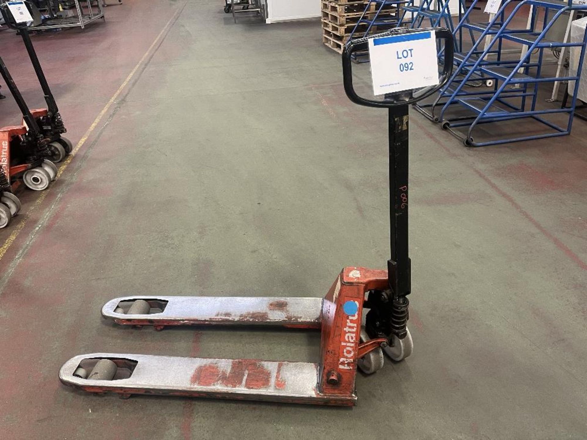 BT LM23 Pallet Truck - 2300kg max load - Image 2 of 2