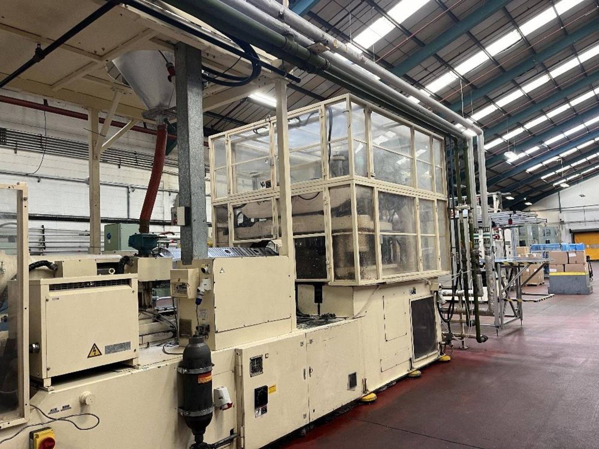 NISSEI ASB machine co Limited ASB type 650 NHII One stage BIAXIAL stretch blow moulding machine - Image 11 of 27