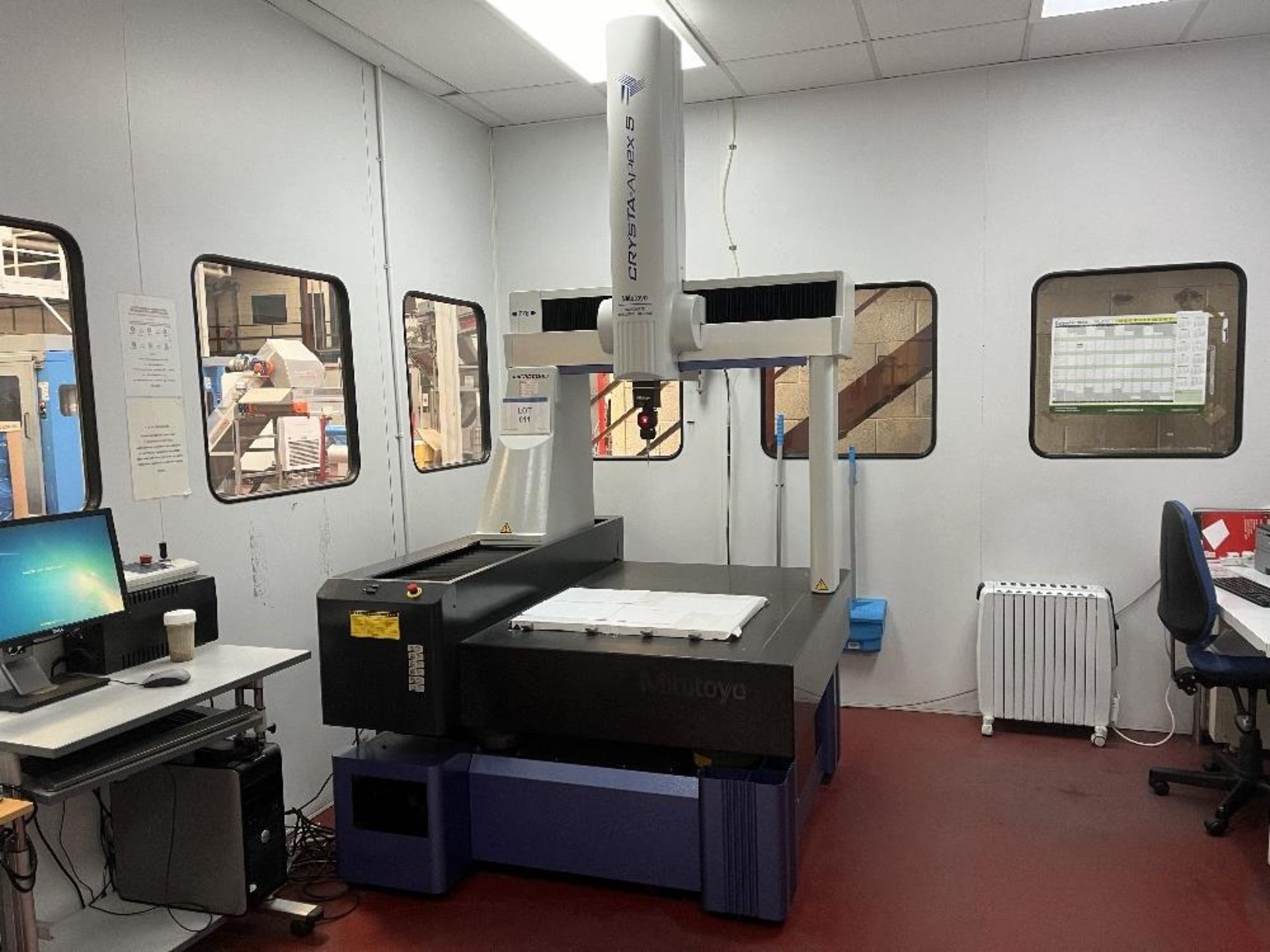 MITUTOYO microcord crysta-apex coordinate measuring machine - Image 12 of 12