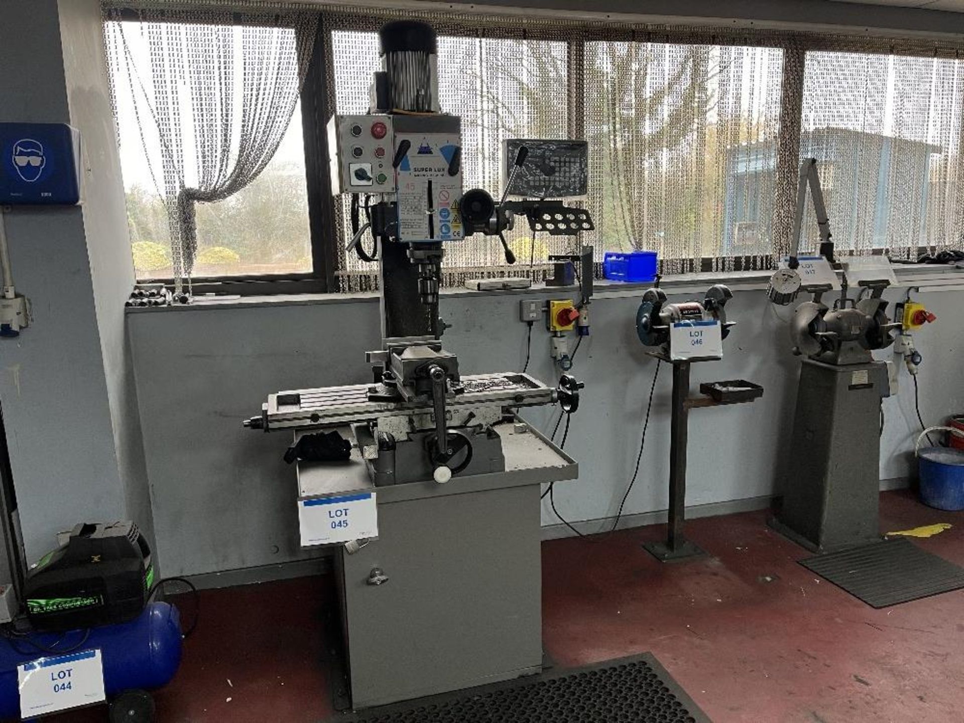 Chester UK superlux cabinet standing milling machine