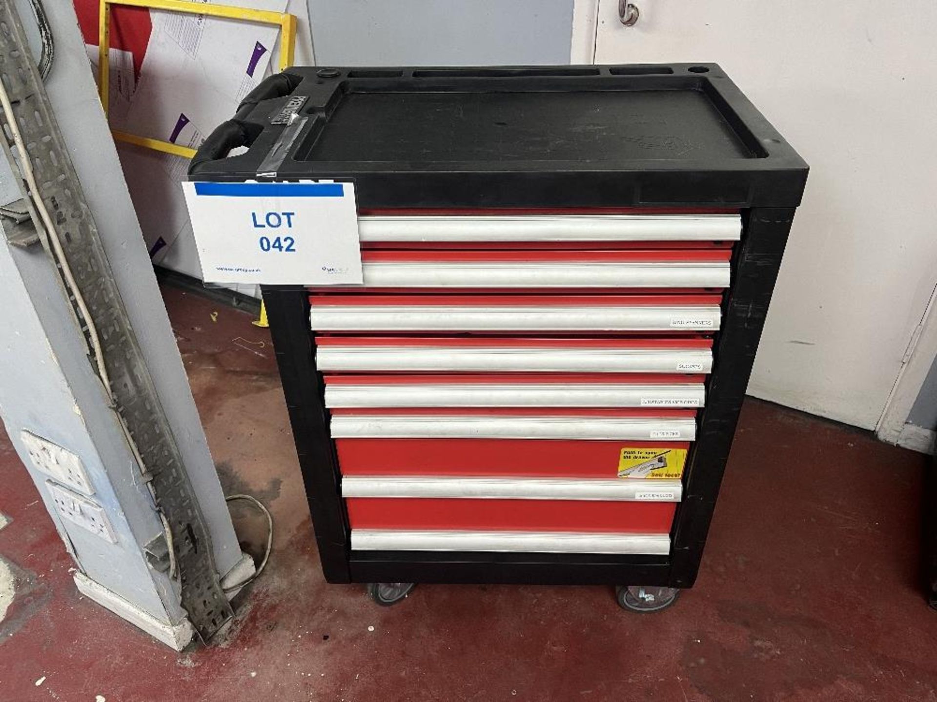 steel mobile tool cabinets with contents