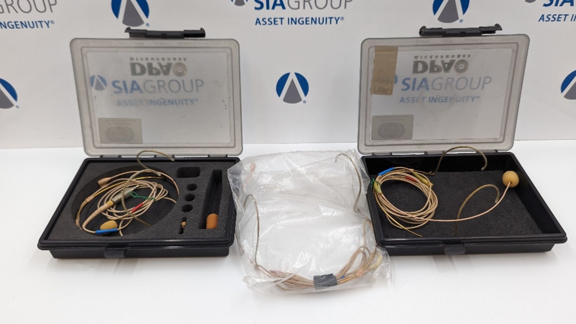 (4) DPA 4066F Omnidirectional Headset Microphones - Image 2 of 4