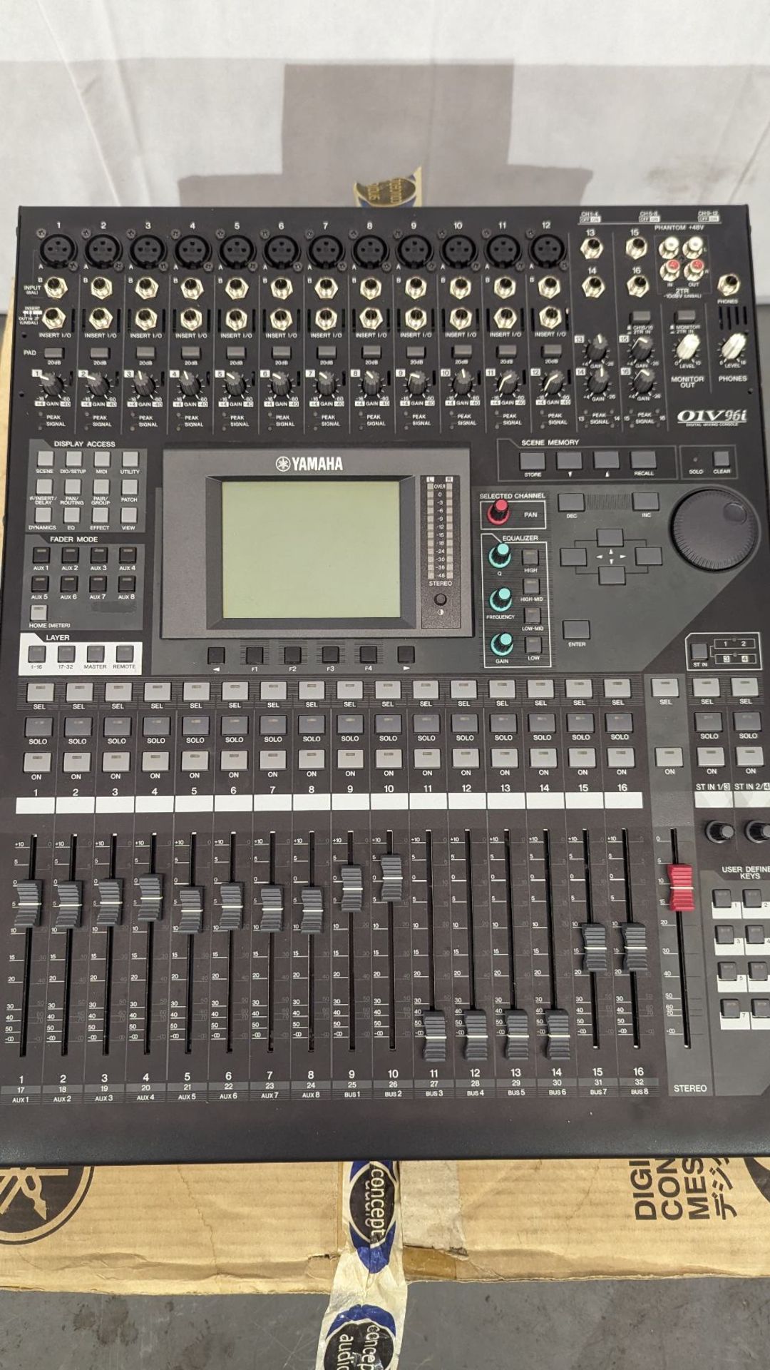 Yamaha 01V96i Digital Mixing Desk Console - Image 2 of 4