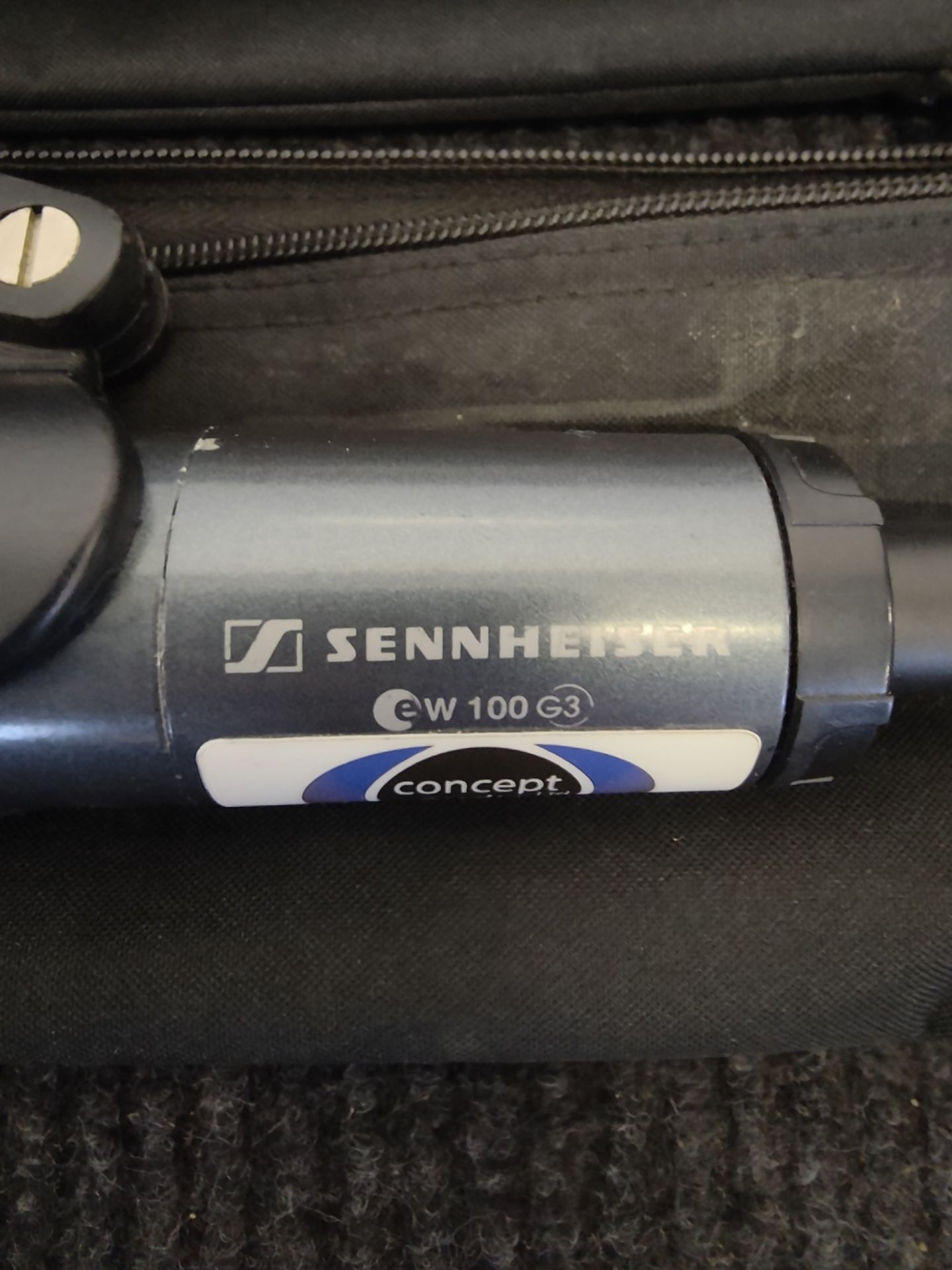 Sennheiser EW300/100 G3 2 Way Microphone Rack - Image 5 of 9