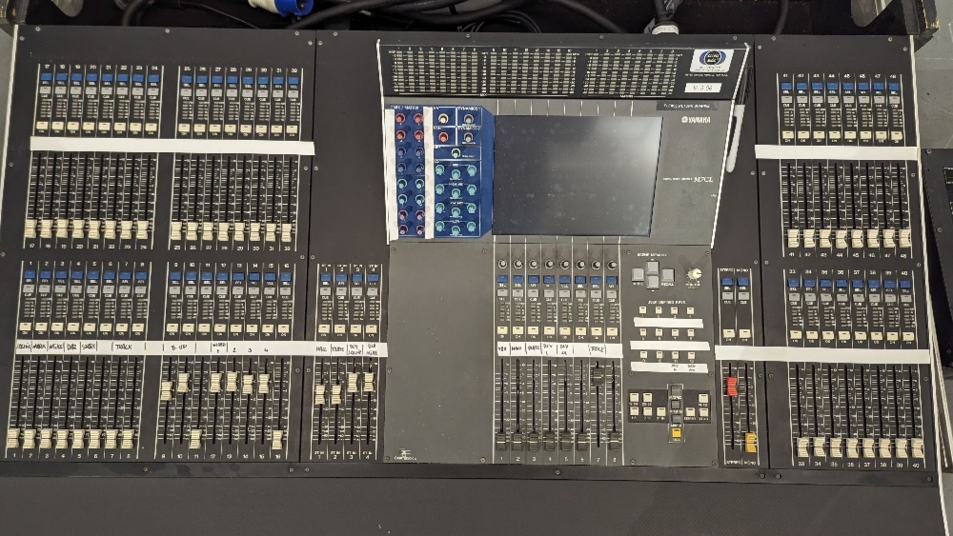 Yamaha M7CL Digital Mixing Desk Console & (2) Yamaha PW800W Power Supply's - Image 8 of 16