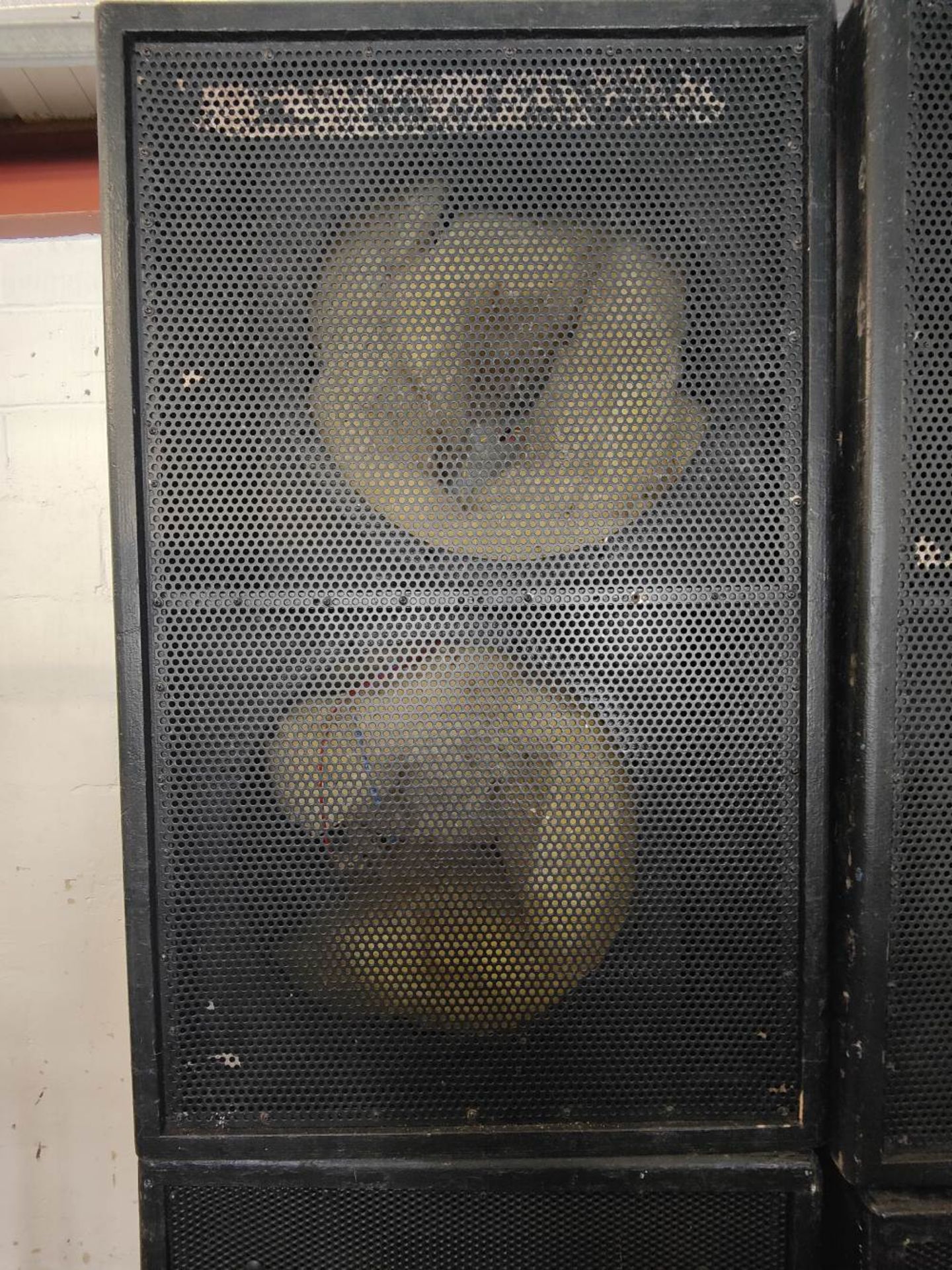 (4) Eastern Acoustic Works KF-850-J Speakers & (4) Eastern Acoustic Works SB-850 Subs -Faulty Items - Image 7 of 10