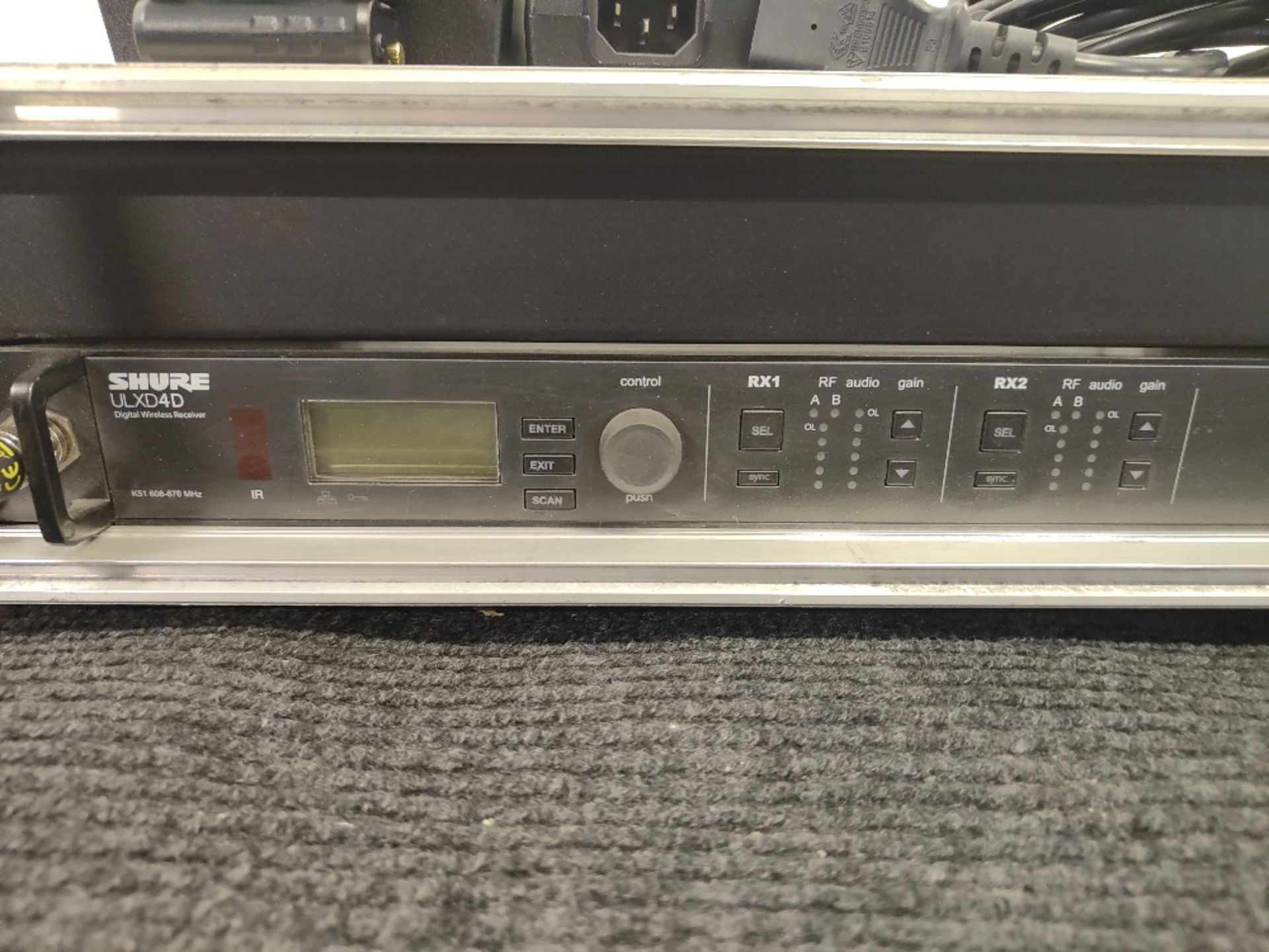 Shure ULXD2/ULXD4 Dual Channel Digital Wireless Receiver RF System - Image 3 of 5