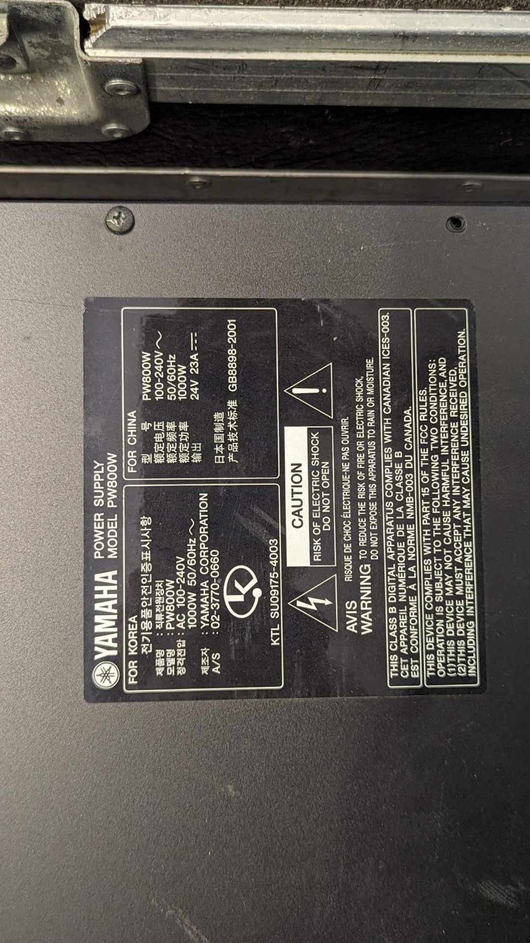 Yamaha M7CL Digital Mixing Desk Console & (2) Yamaha PW800W Power Supply's - Image 14 of 16