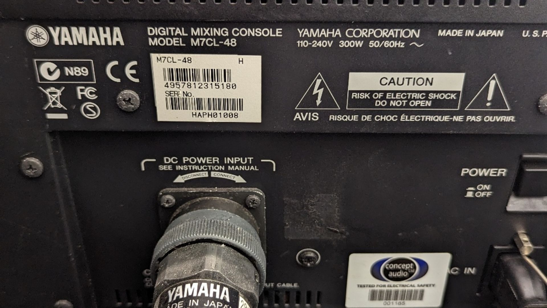 Yamaha M7CL Digital Mixing Desk Console & (2) Yamaha PW800W Power Supply's - Image 3 of 16