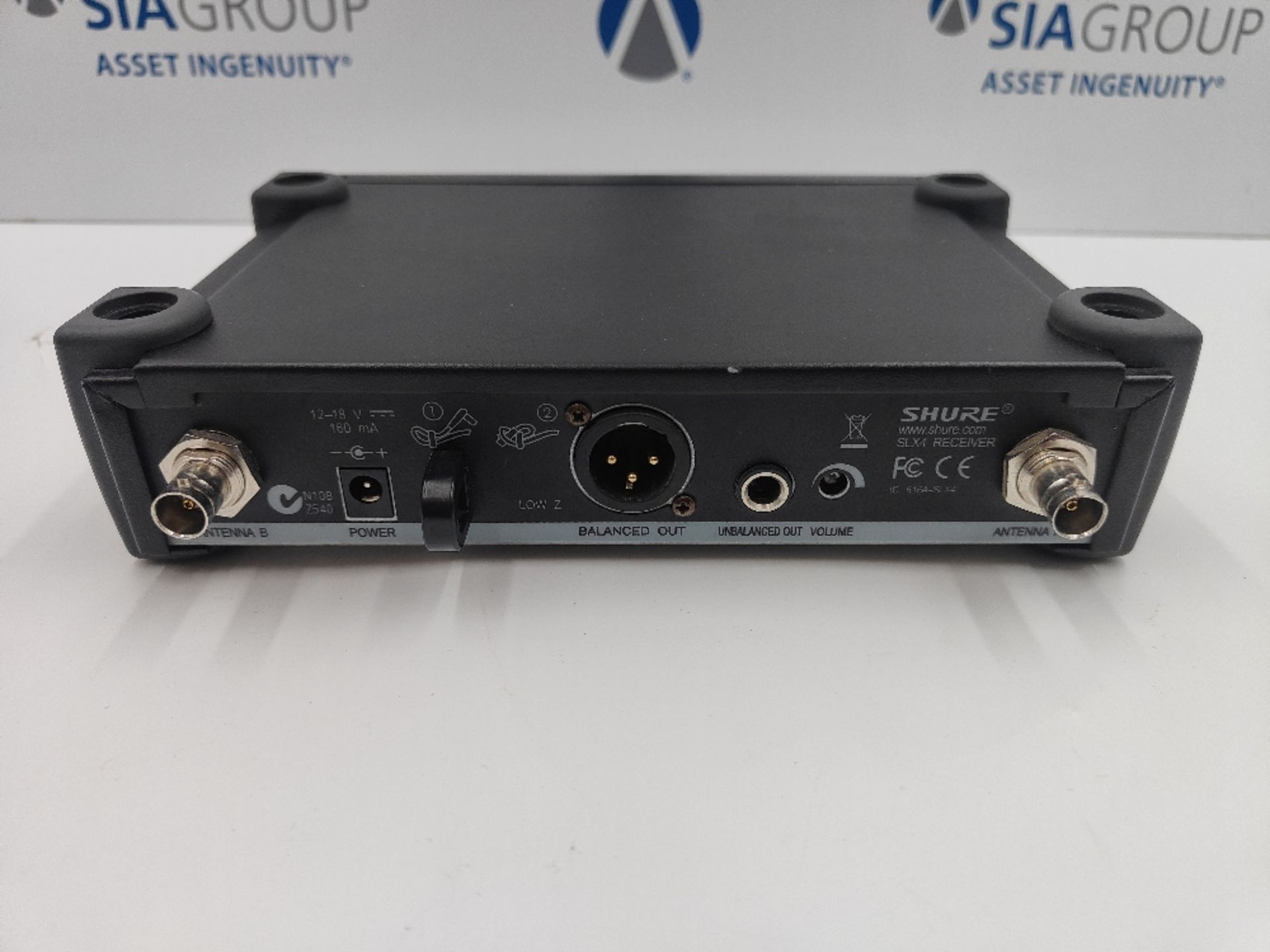 Shure SLX4/2 Wireless Diversity Receiver System - Image 4 of 5