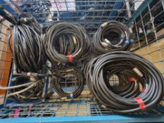 Quantity of 6 Pin Audio Cables
