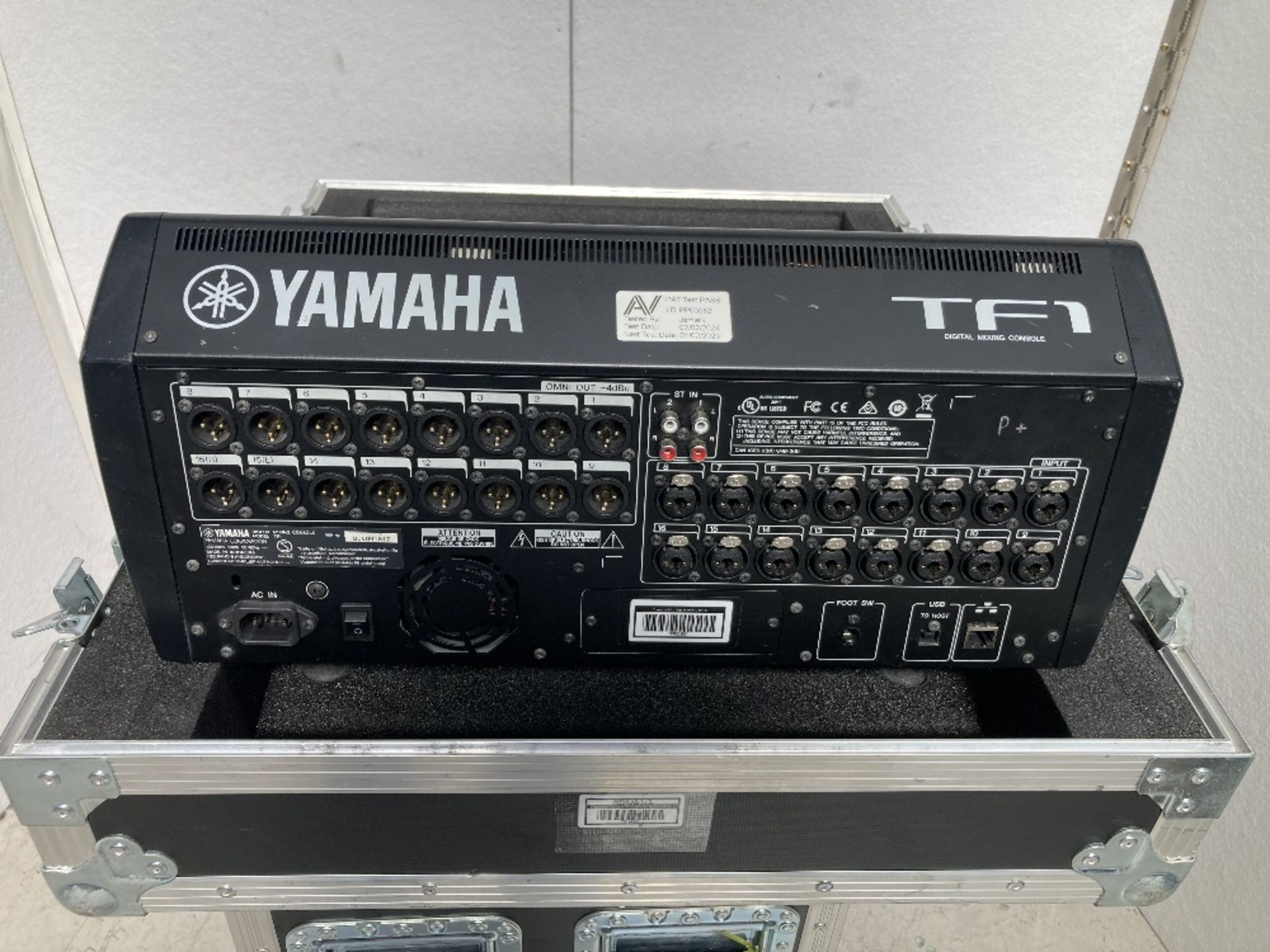 Yamaha TF1 Digital Mixing Console & Heavy Duty Flight Case - Image 4 of 10