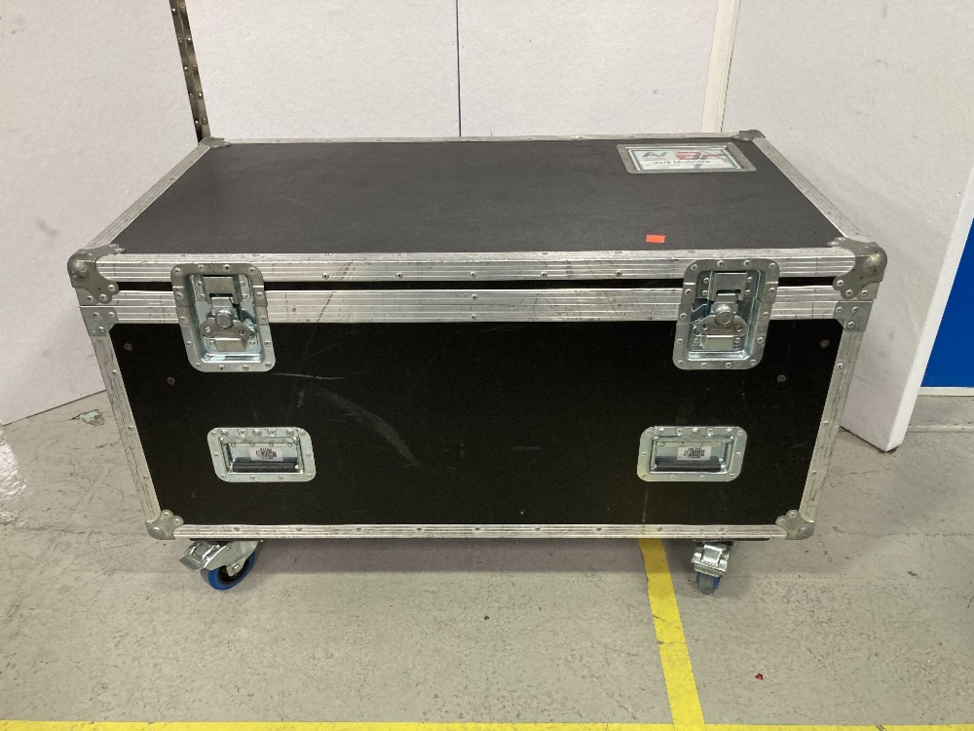 32/8 Multicore Cable, Stagebox, Tail & Heavy Duty Mobile Flight Case - Image 6 of 6