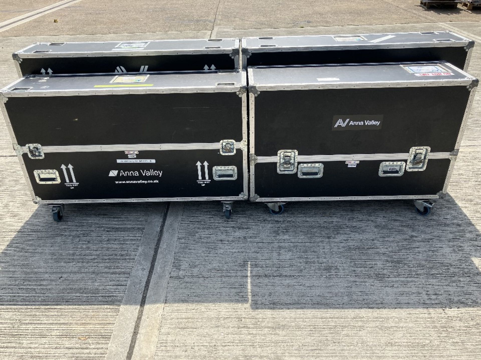 (4) Various Large Mobile Monitor Flight Cases