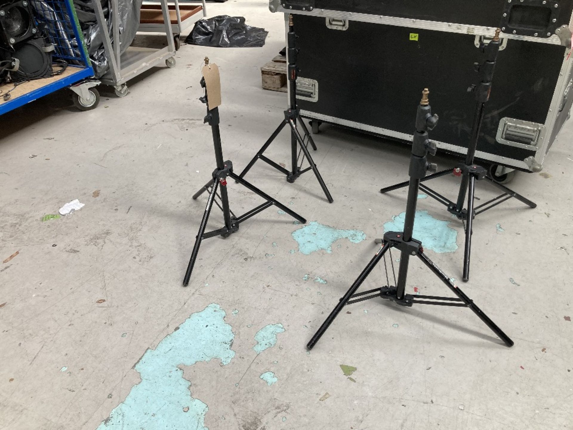 (4) Manfrotto Lightweight Lighting Stands