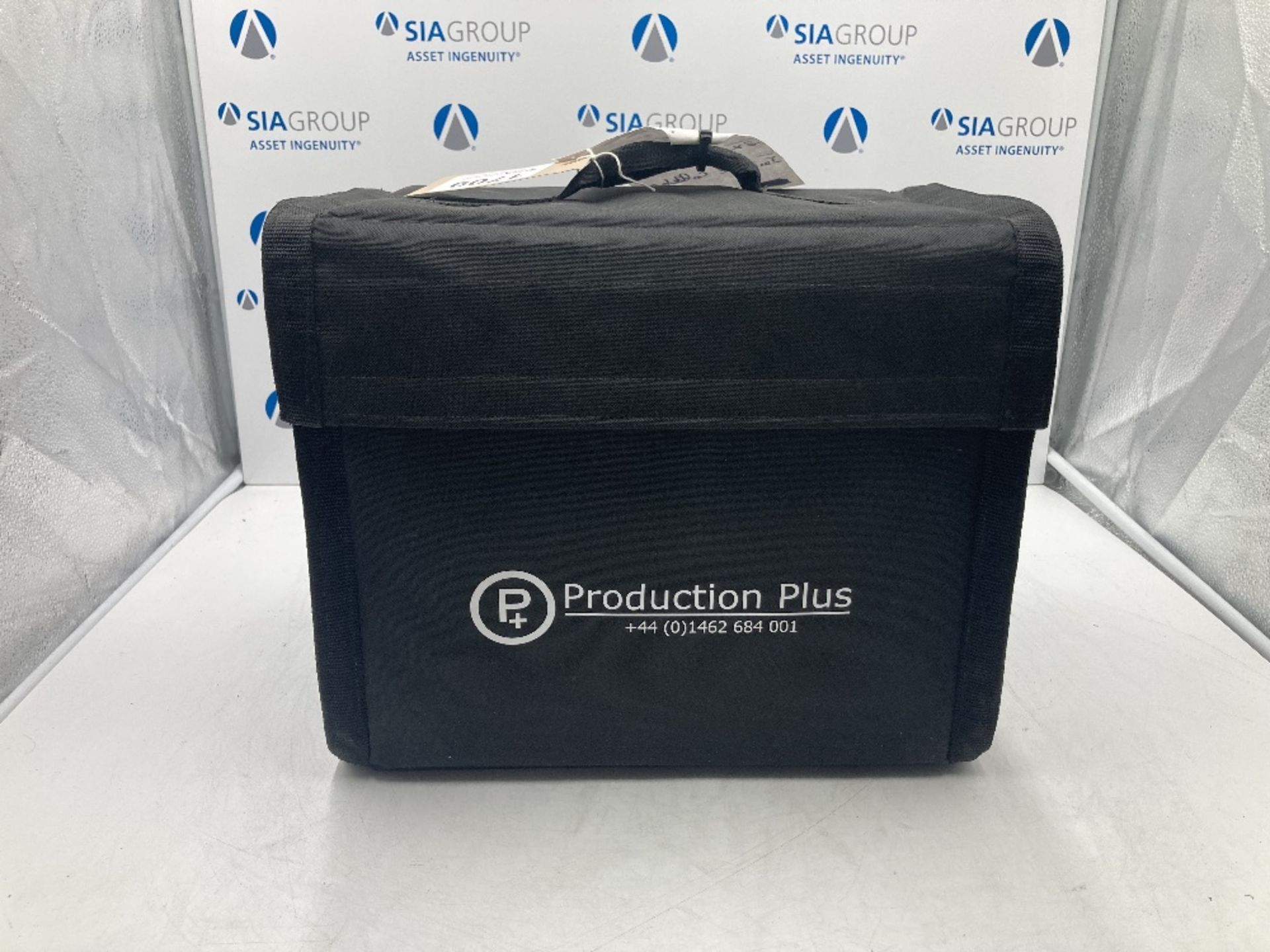 Behringer Eurolive B205D Powered Monitor Speaker & Padded Carry Case - Image 6 of 6