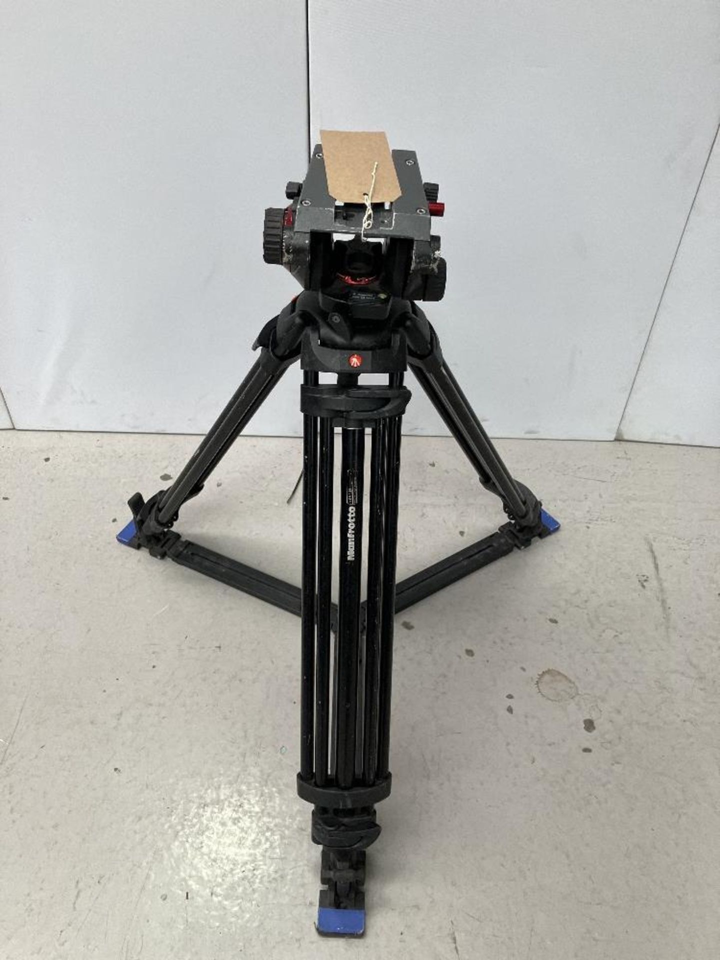 Manfrotto 504HD Tripod Head and 546GB Tripod with Carbon Fibre Legs