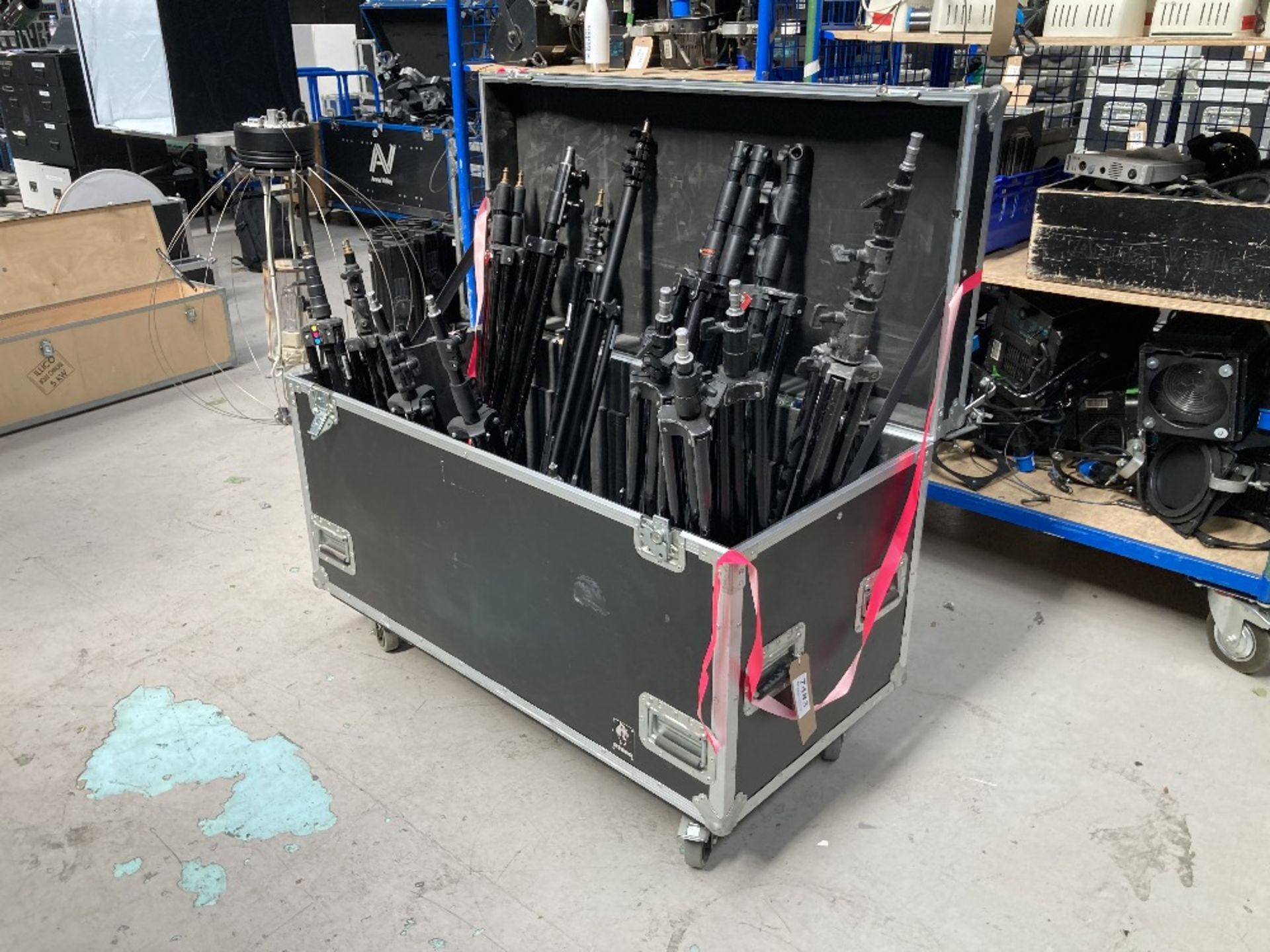 (20) Various Branded Lightweight Lighting Stands With Heavy Duty Flight Case - Image 3 of 7