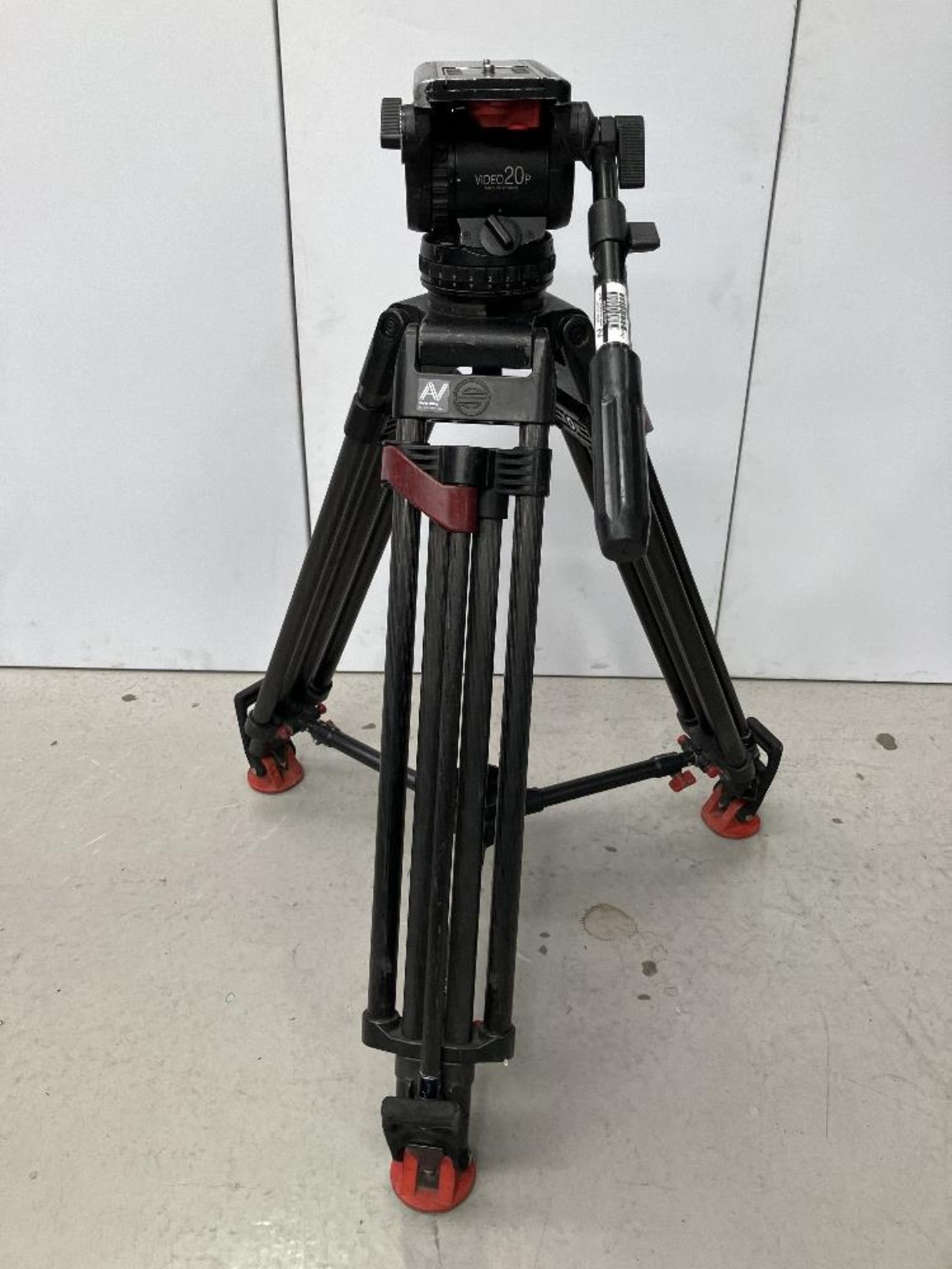 Sachtler 20P Fluid Tripod Head with Extendable Carbon Fibre Legs