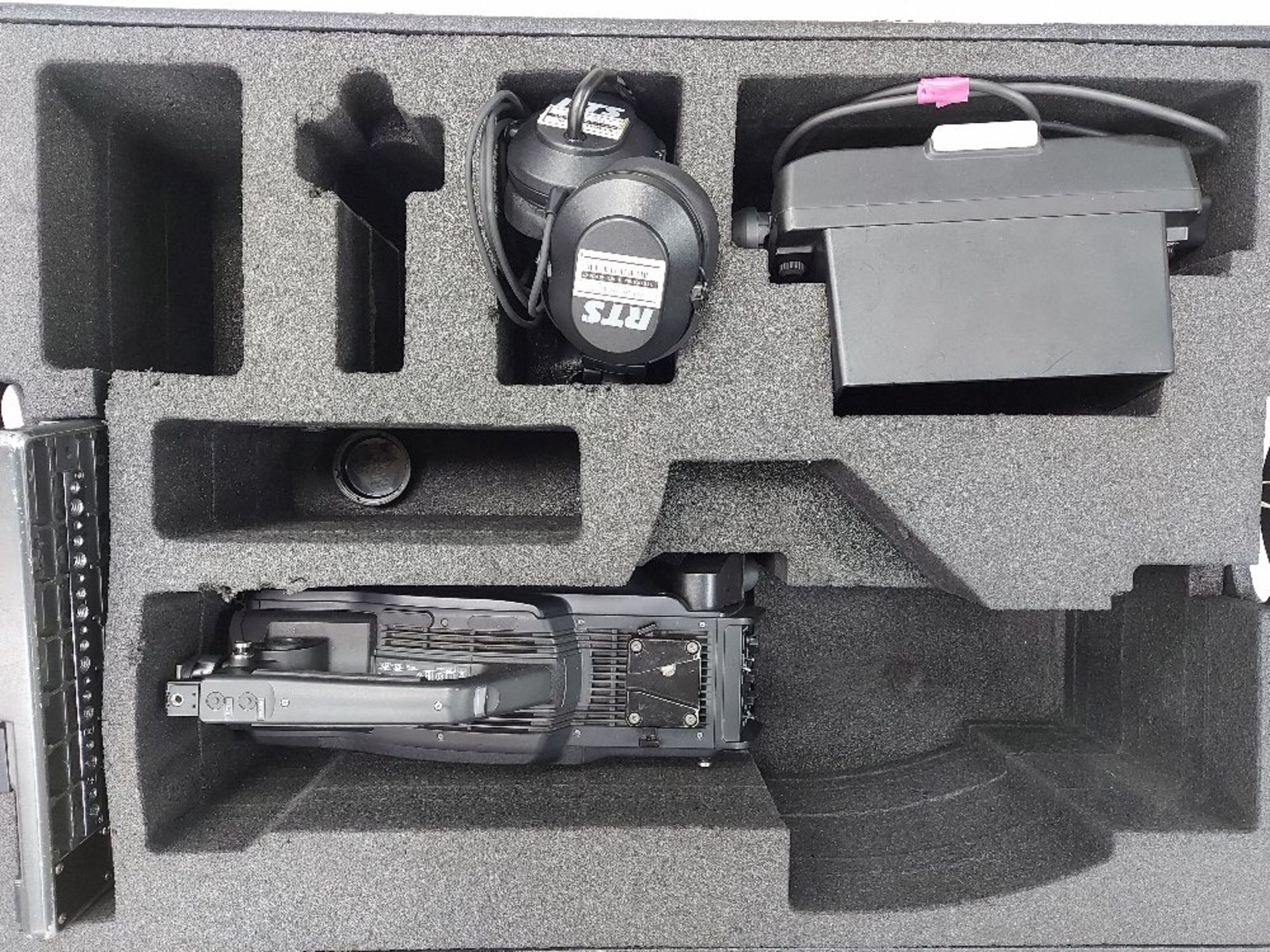 Sony HSC-100R Camera Kit - Image 10 of 10