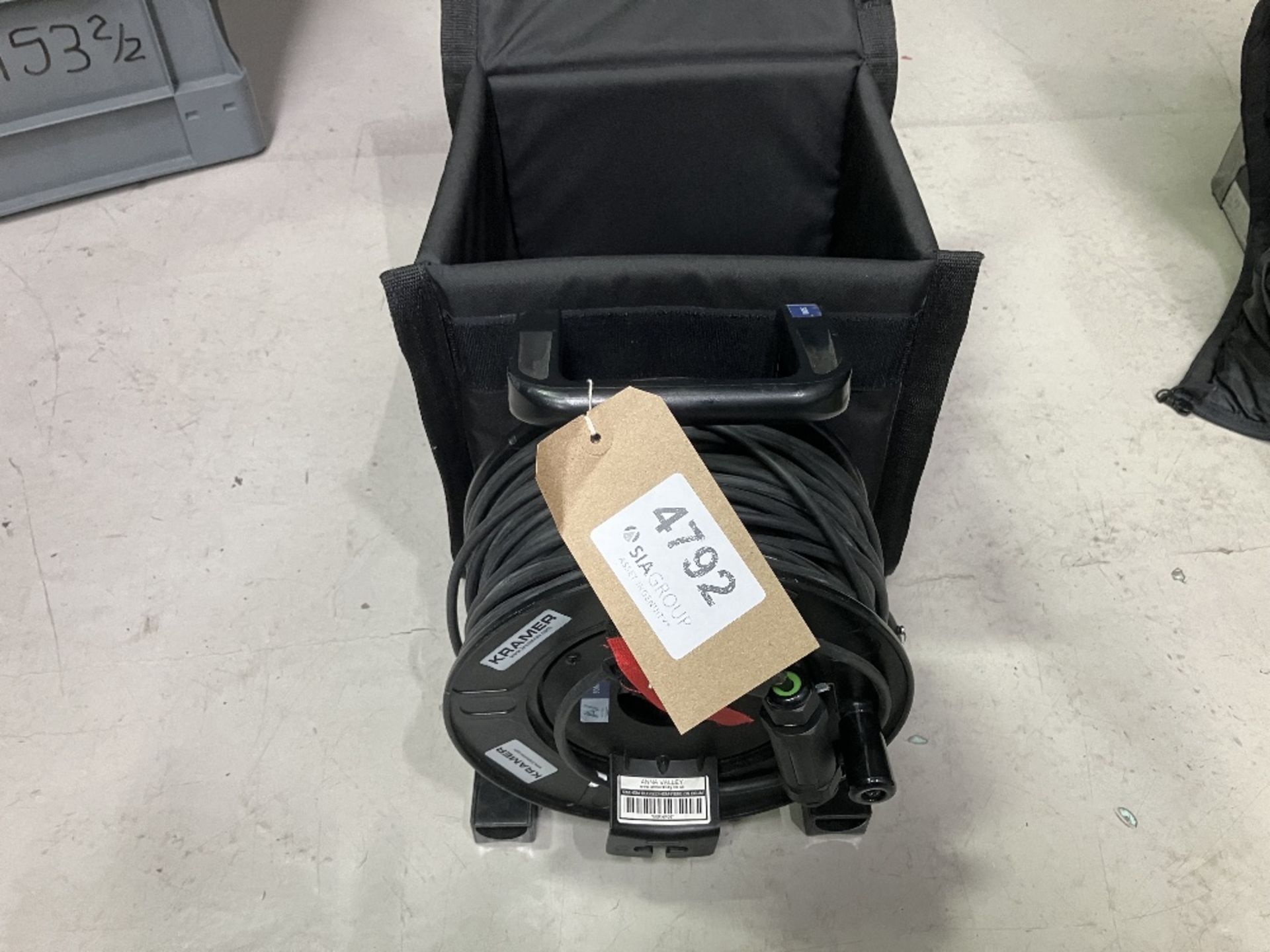 50m Rigid HDMI Fibre Cable Reel With Carry Bag - Image 3 of 6