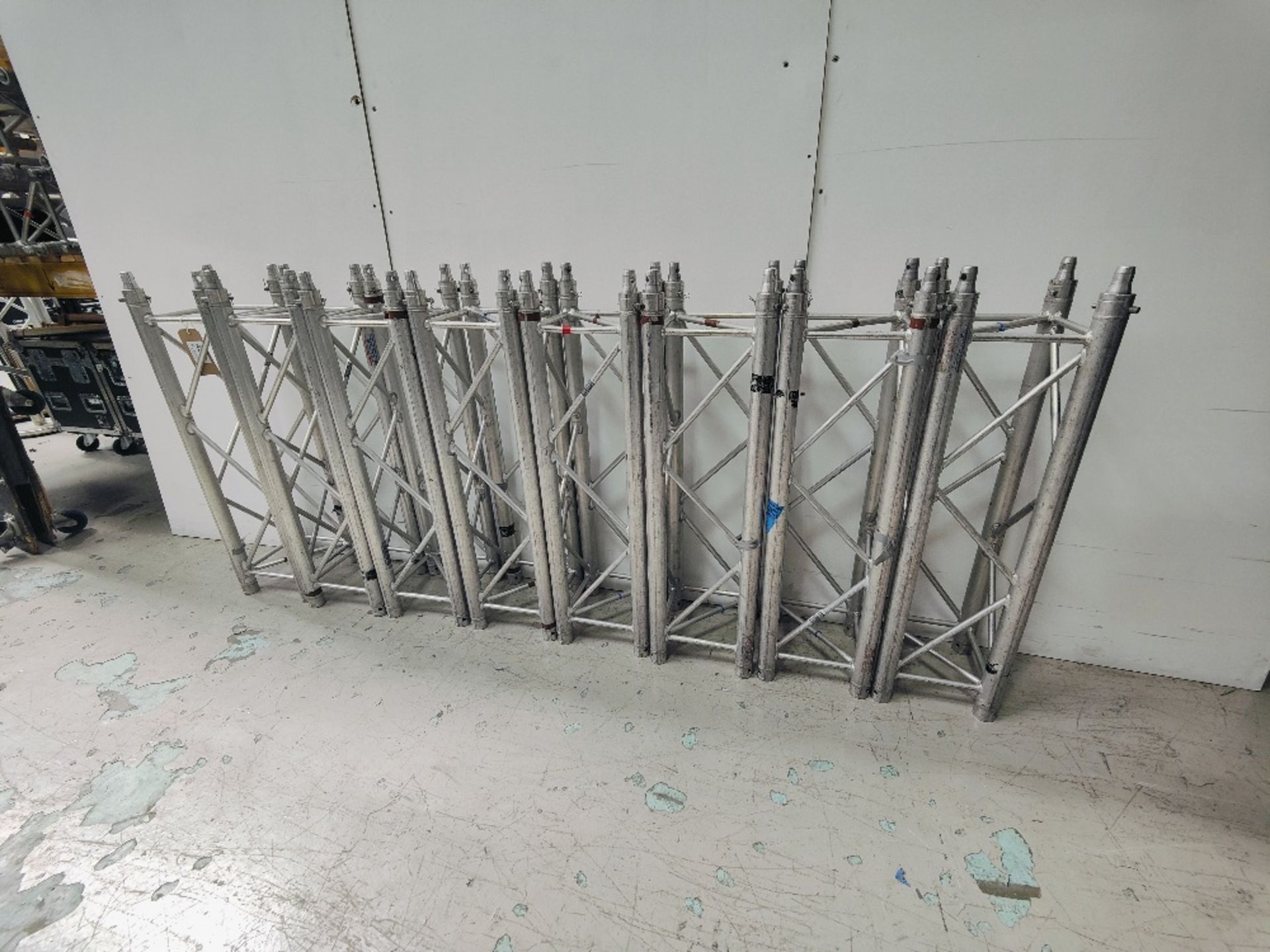 (8) Milos Quatro M290V 1mtr Truss Sections - Image 2 of 5