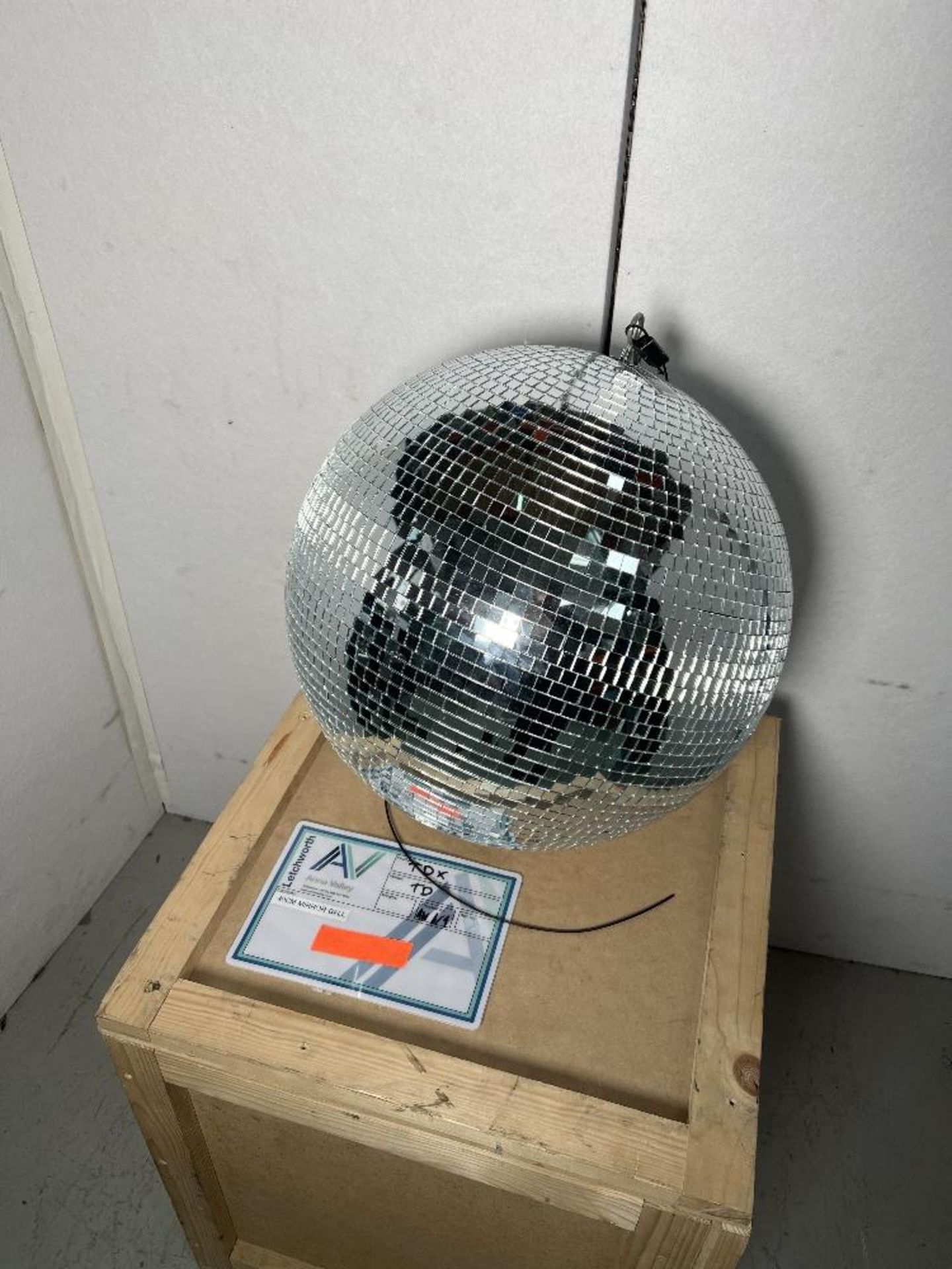 (1) 40cm Mirror Ball - Image 2 of 4