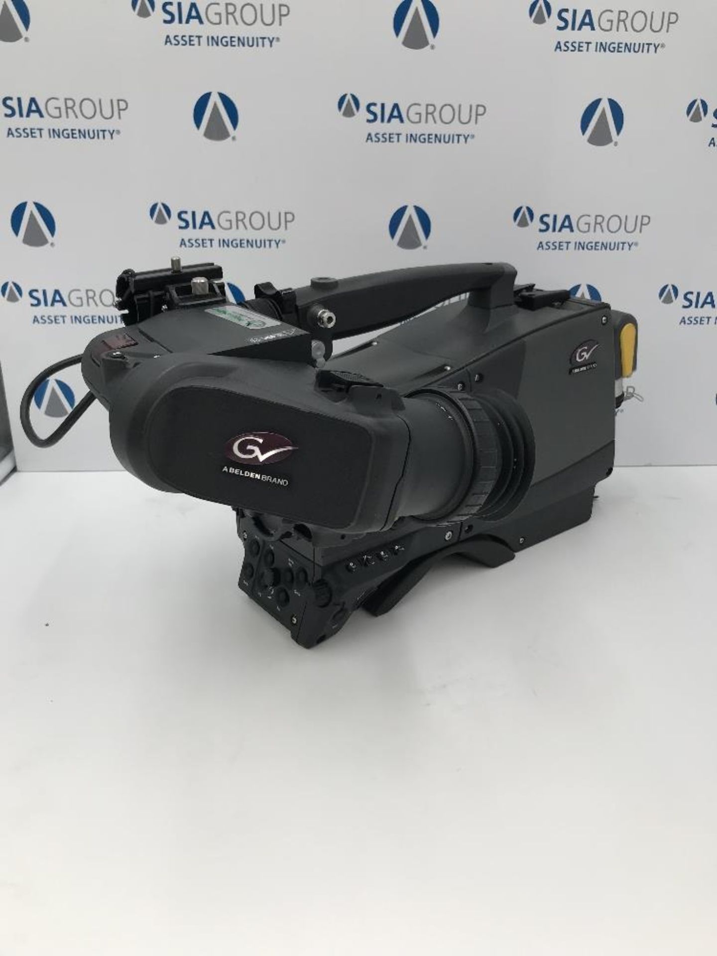 Grass Valley LDX 86N Universe 4K Camera with 7.4'' OLED Viewfinder & Camera Control Unit - Image 2 of 16