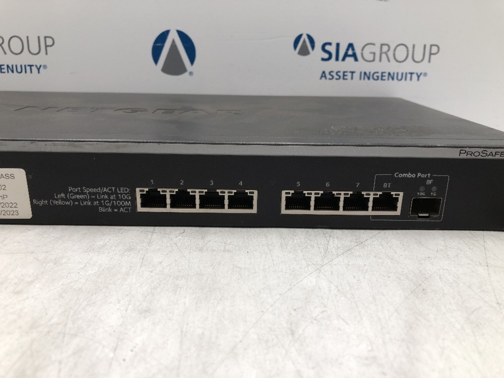Netgear XS708E 8 Port 10G Managed Network Switch - Image 2 of 3