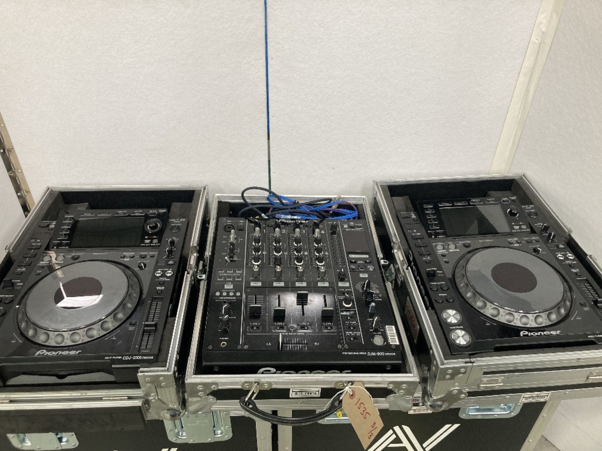 (2) Pioneer CDJ-2000NXS Nexus DJ Decks, Pioneer DJM-900NXS Nexus DJ Mixer & Heavy Duty Flight Cases - Image 2 of 15