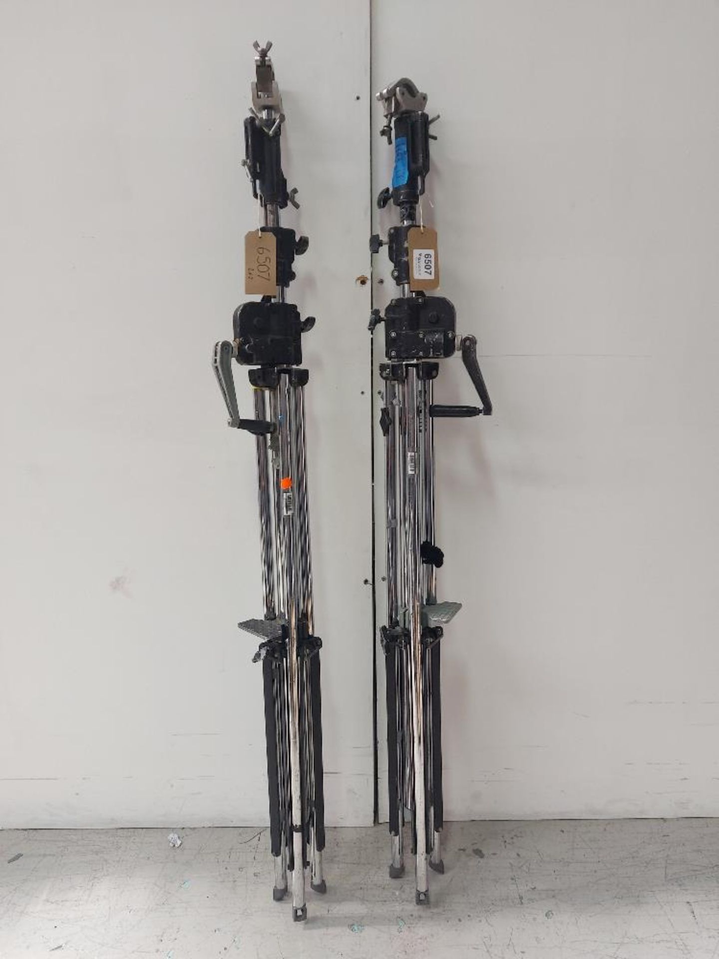 (2) Manfrotto 3.5m 30kg Wind-Up stands