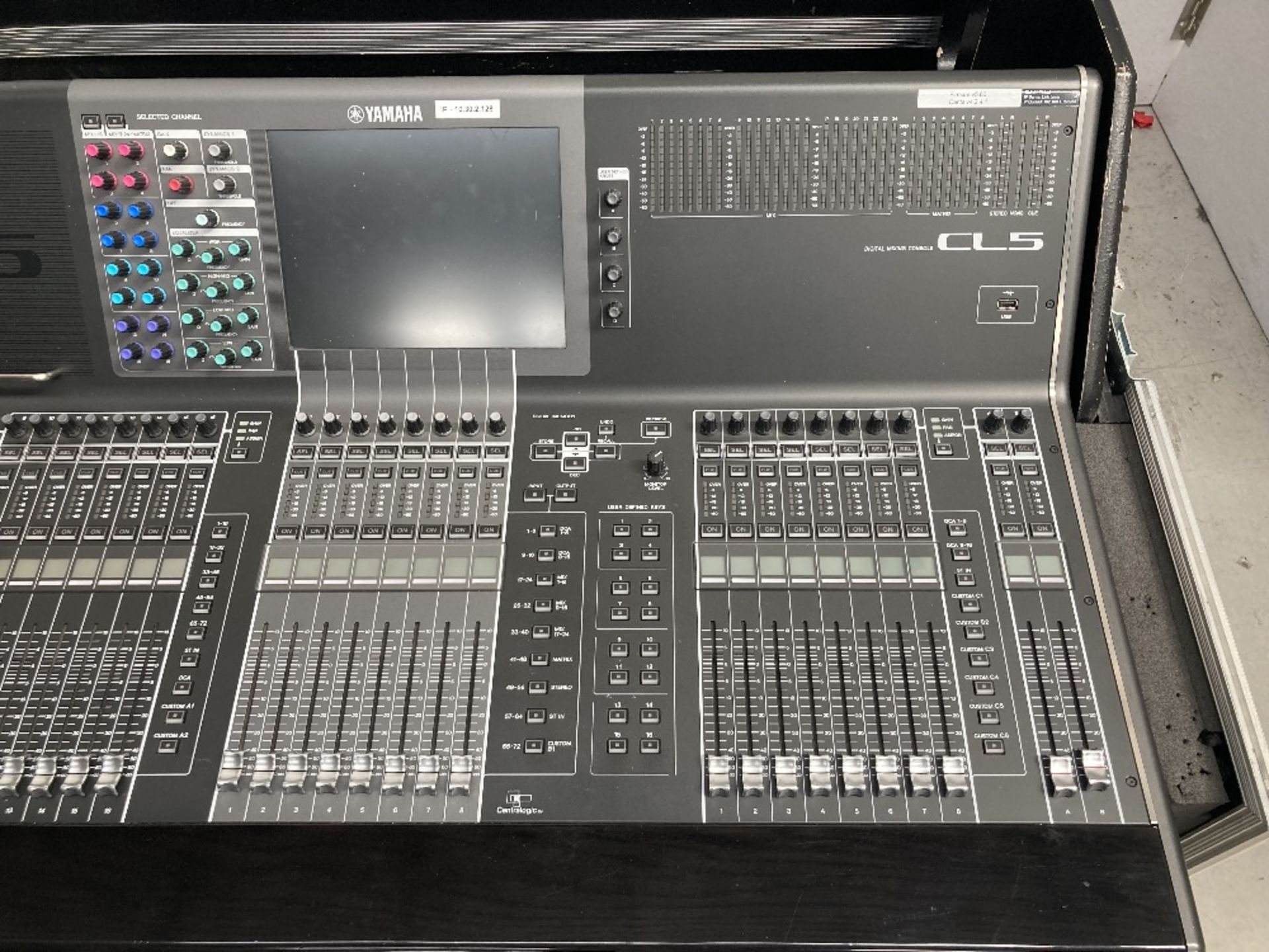 Yamaha CL5 Digital Mixing Console & Heavy Duty Mobile Flight Case - Image 2 of 14
