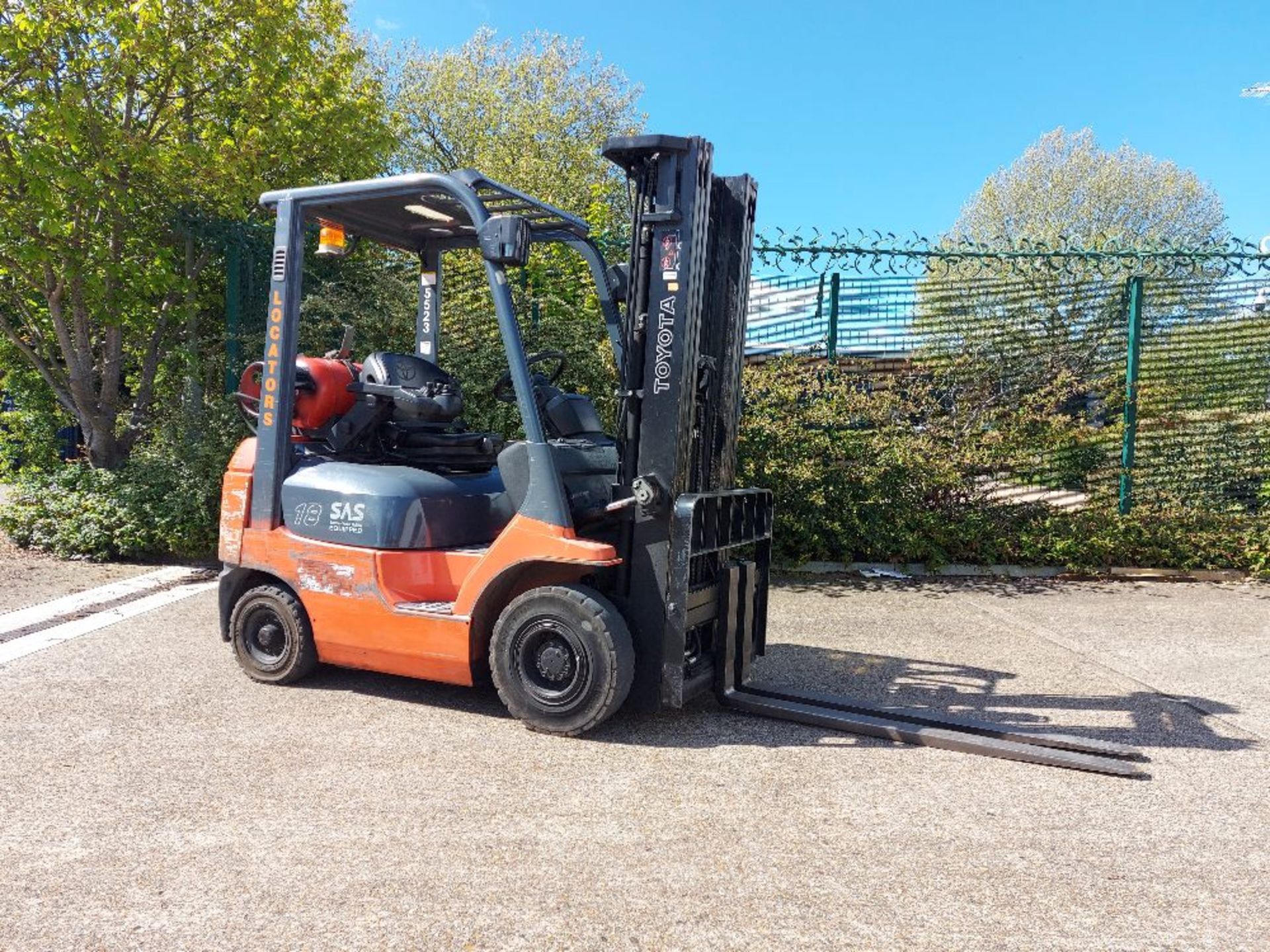 Toyota 42-7FGF18 1500kg Gas Operated Forklift - Image 2 of 6