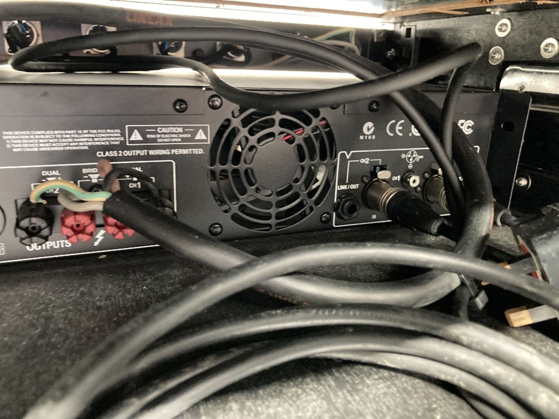 Crown XLS 1000 Audio Amplifier & Heavy Duty Flight Case Rack - Image 7 of 8