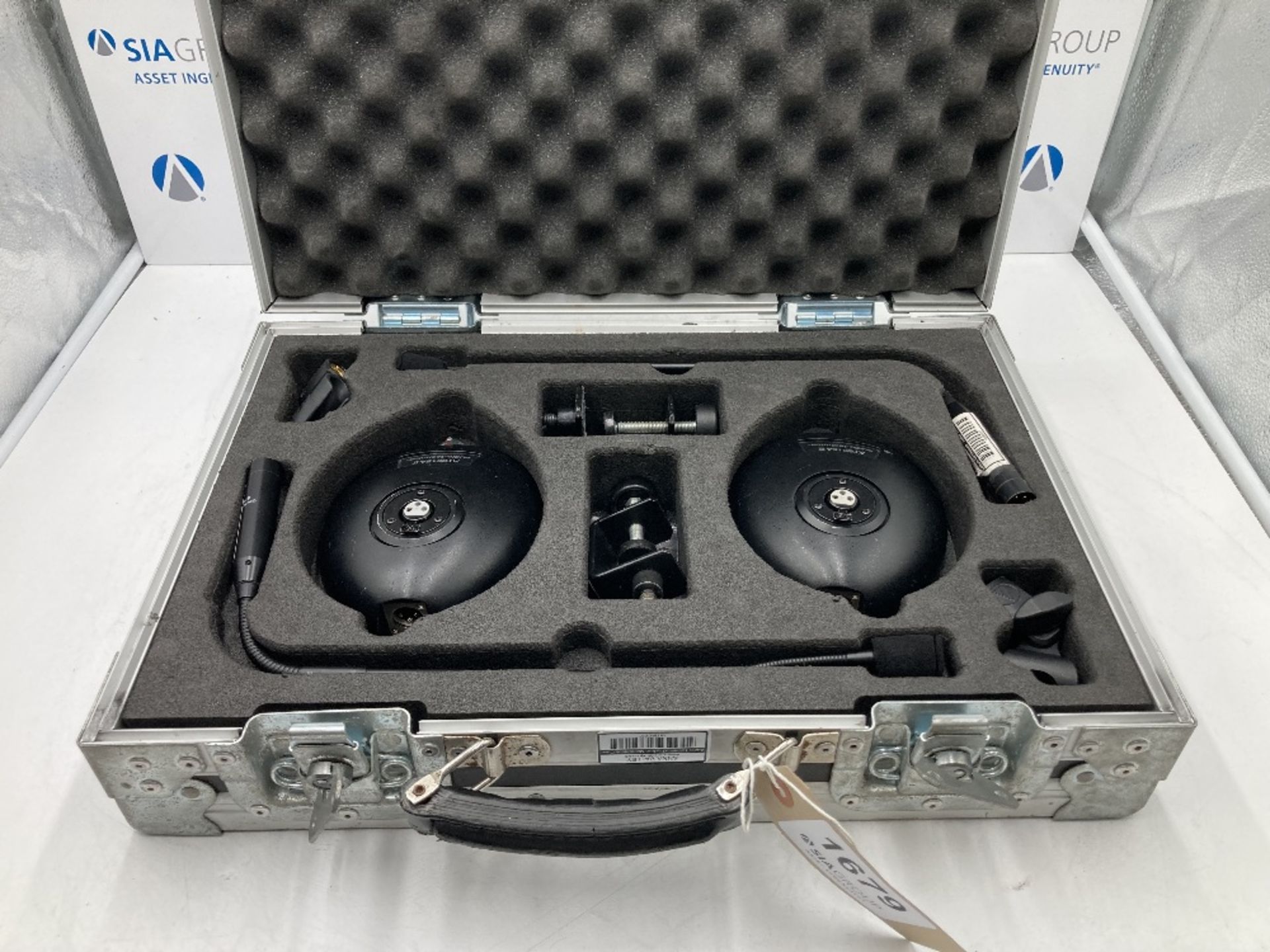 Audio Technica AT935 Kit & Heavy Duty Case - Image 2 of 6
