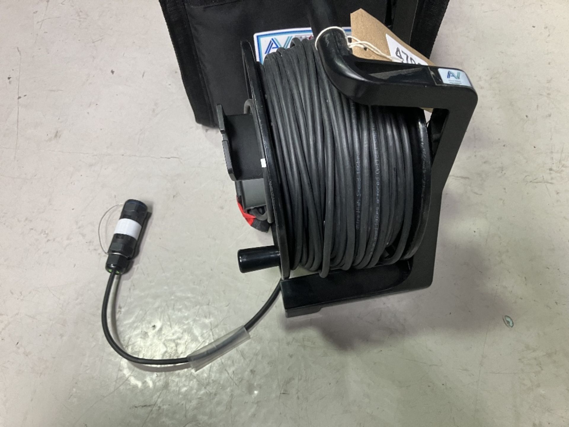 50m Rigid HDMI Fibre Cable Reel With Carry Bag - Image 5 of 6