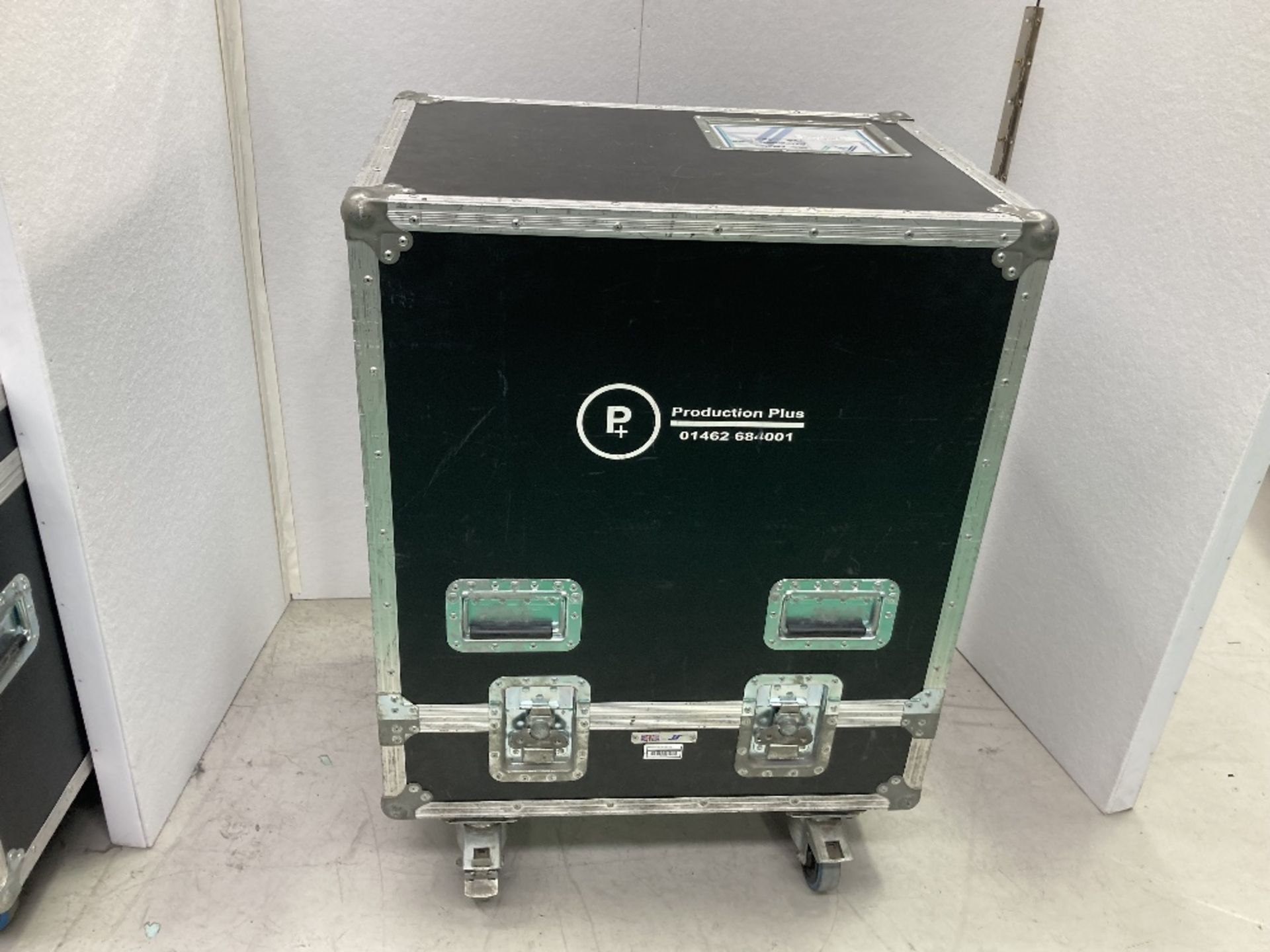 (2) Nexo PS10 Loudspeakers, Foam Front & Heavy Duty Mobile Flight Case - Image 6 of 6