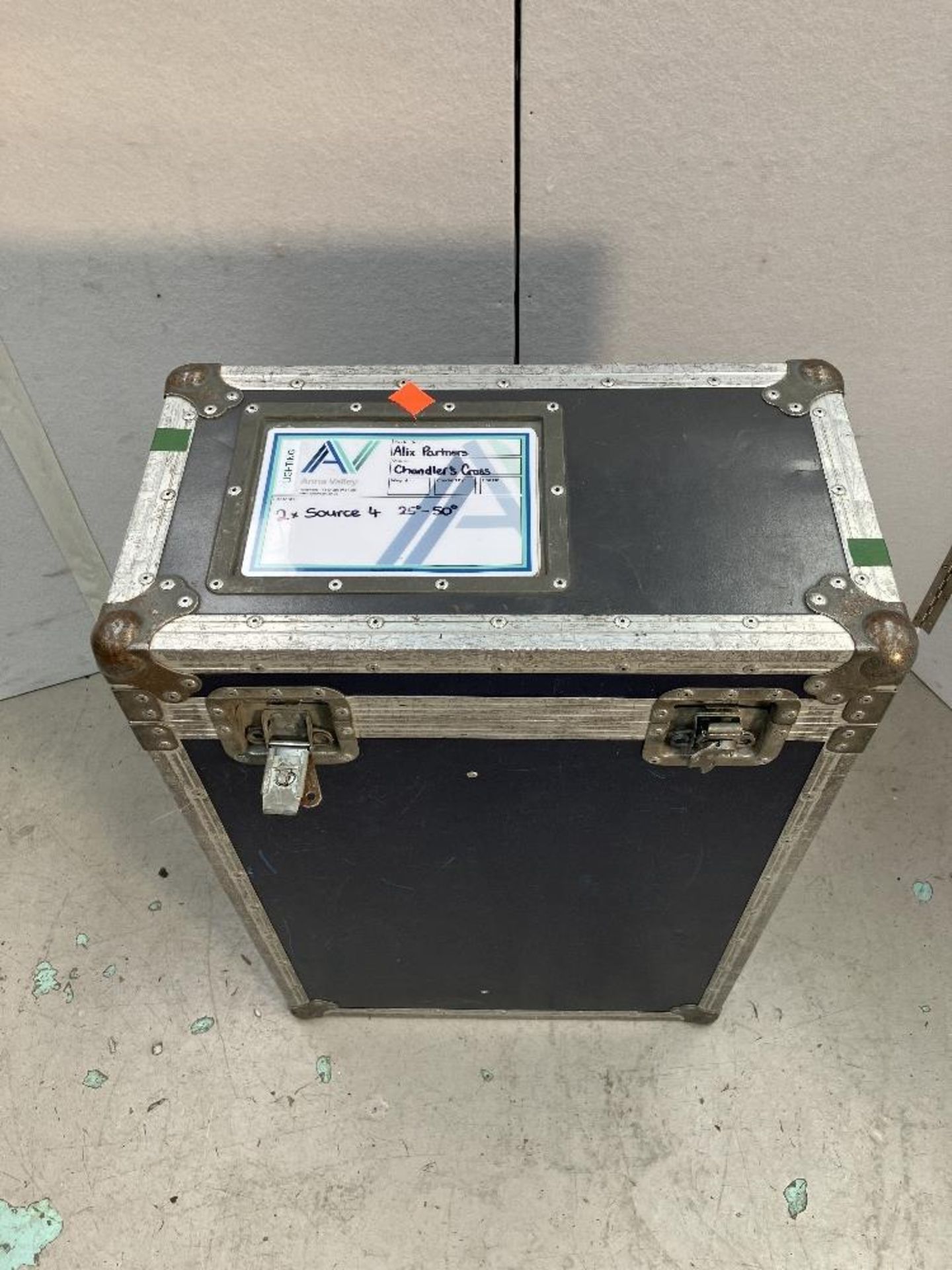 (2) ETC Source 4 Profile Single Body Lights 25-50 deg Zoom Profile with Flight Case - Image 5 of 5