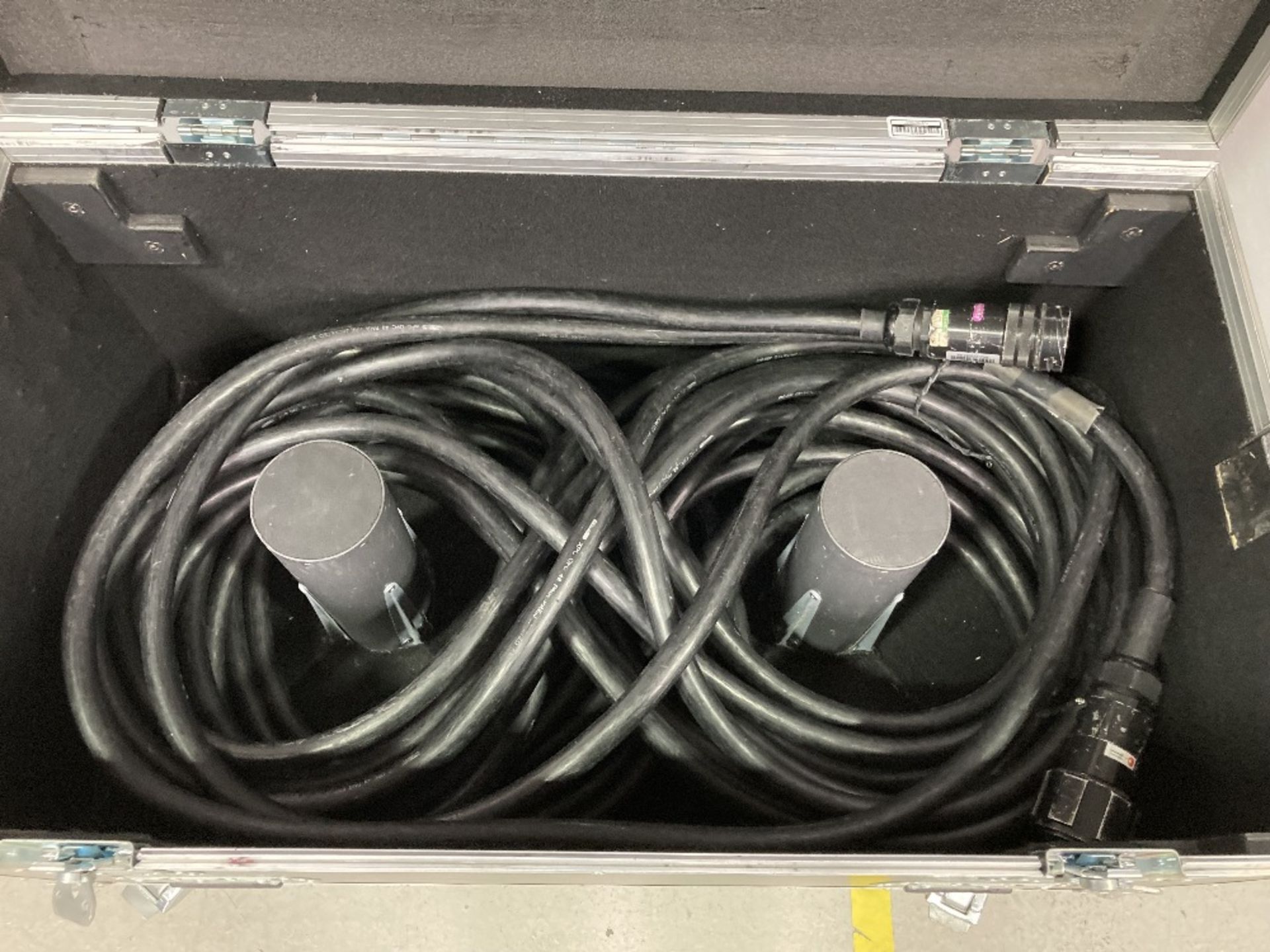 32/8 Multicore Cable, Stagebox, Tail & Heavy Duty Mobile Flight Case - Image 4 of 6