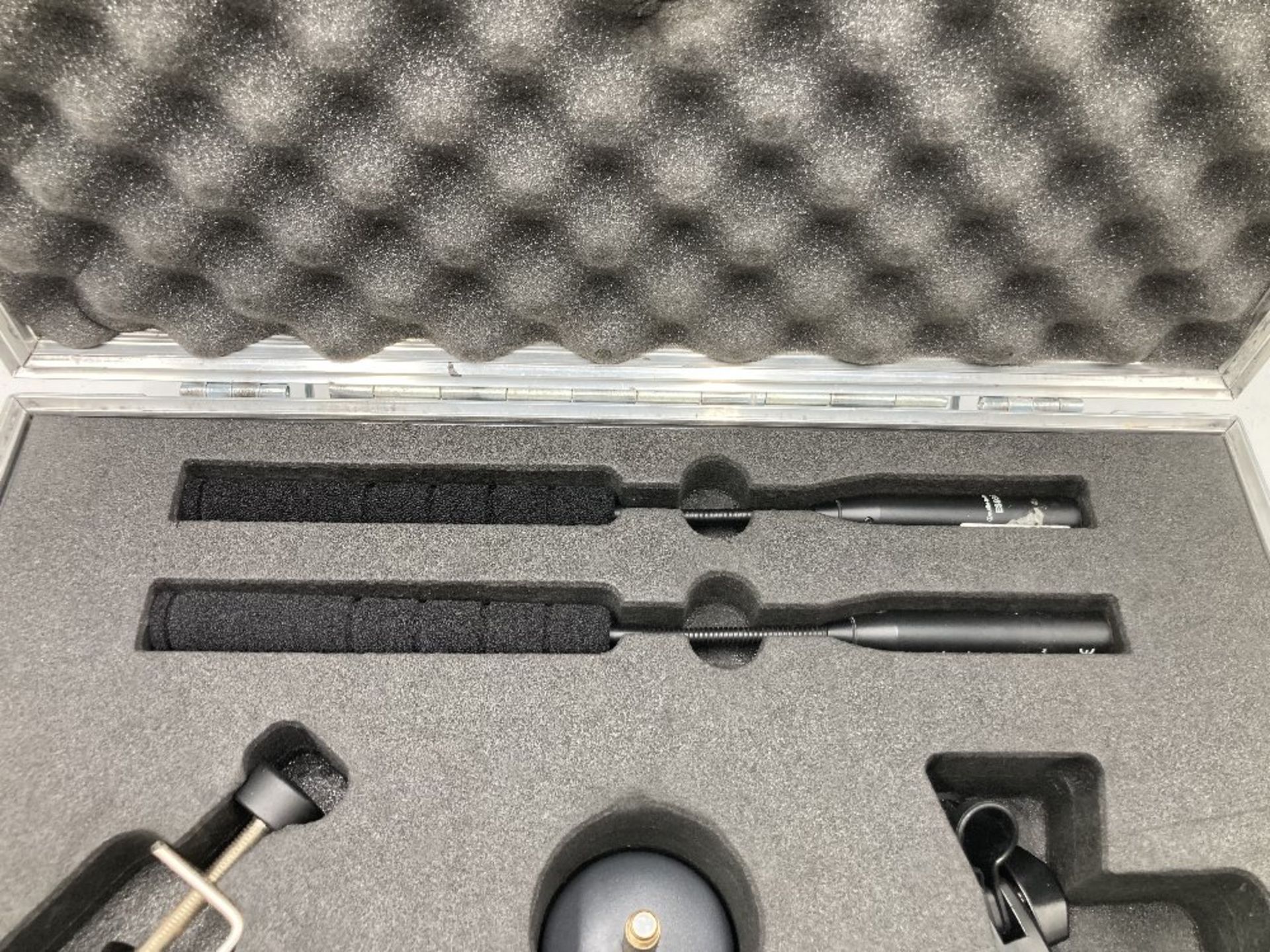 Audio Technica AT935 Kit & Heavy Duty Case - Image 3 of 6