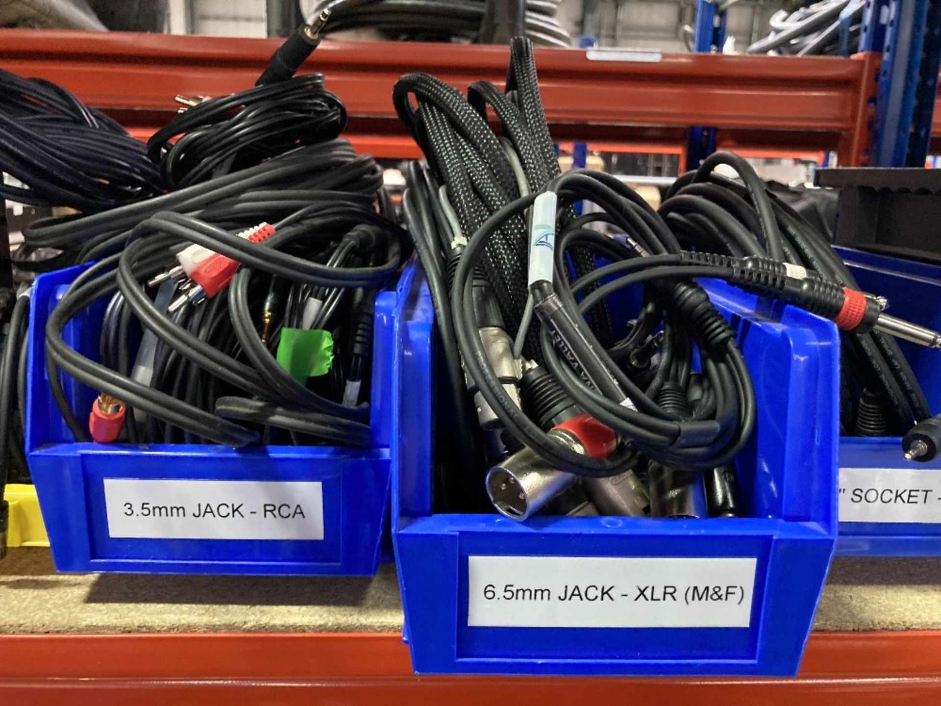 Large Quantity of Audio Cables to Include: - Bild 17 aus 29