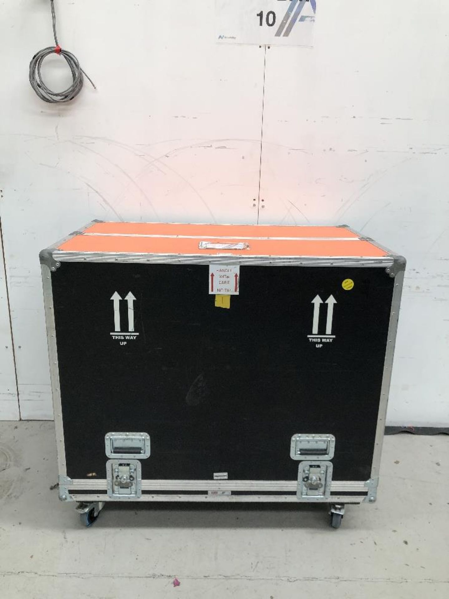 PPU Mobile Light Control Desk/Station With Flight case - Image 6 of 7